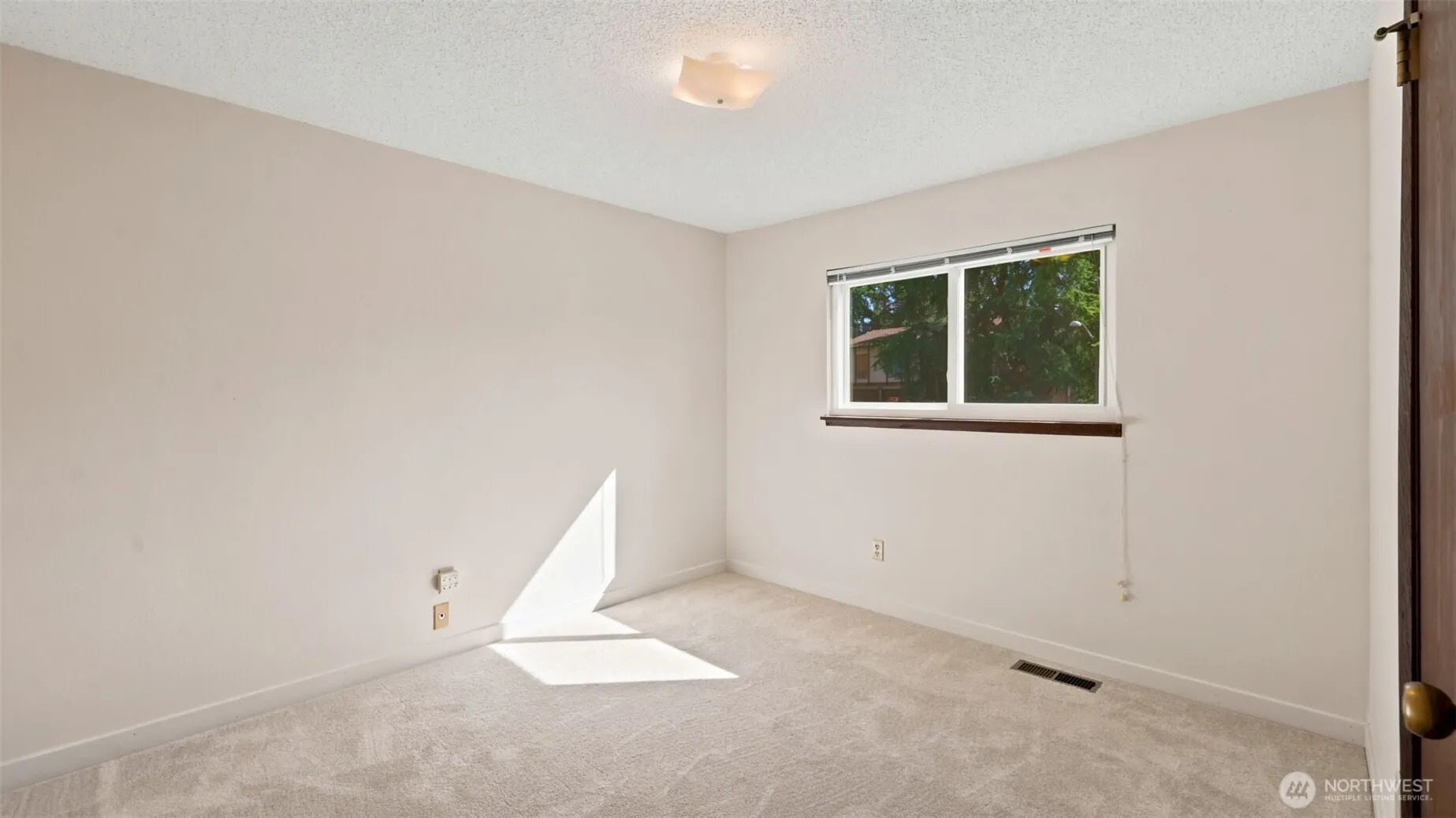 15914 SE 176th Place , Renton, WA 98058