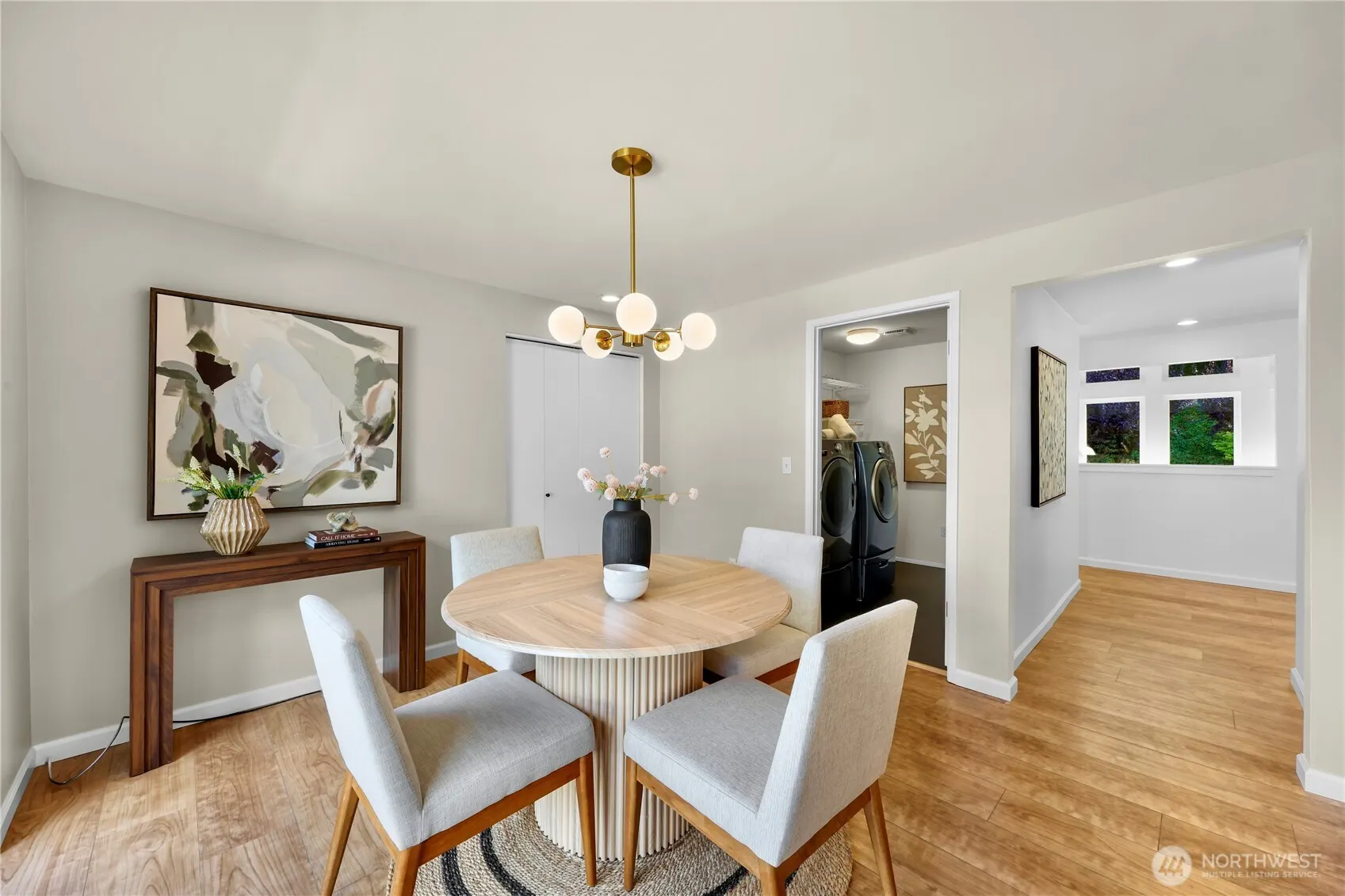 15724 SE 50th Street , Bellevue, WA 98006