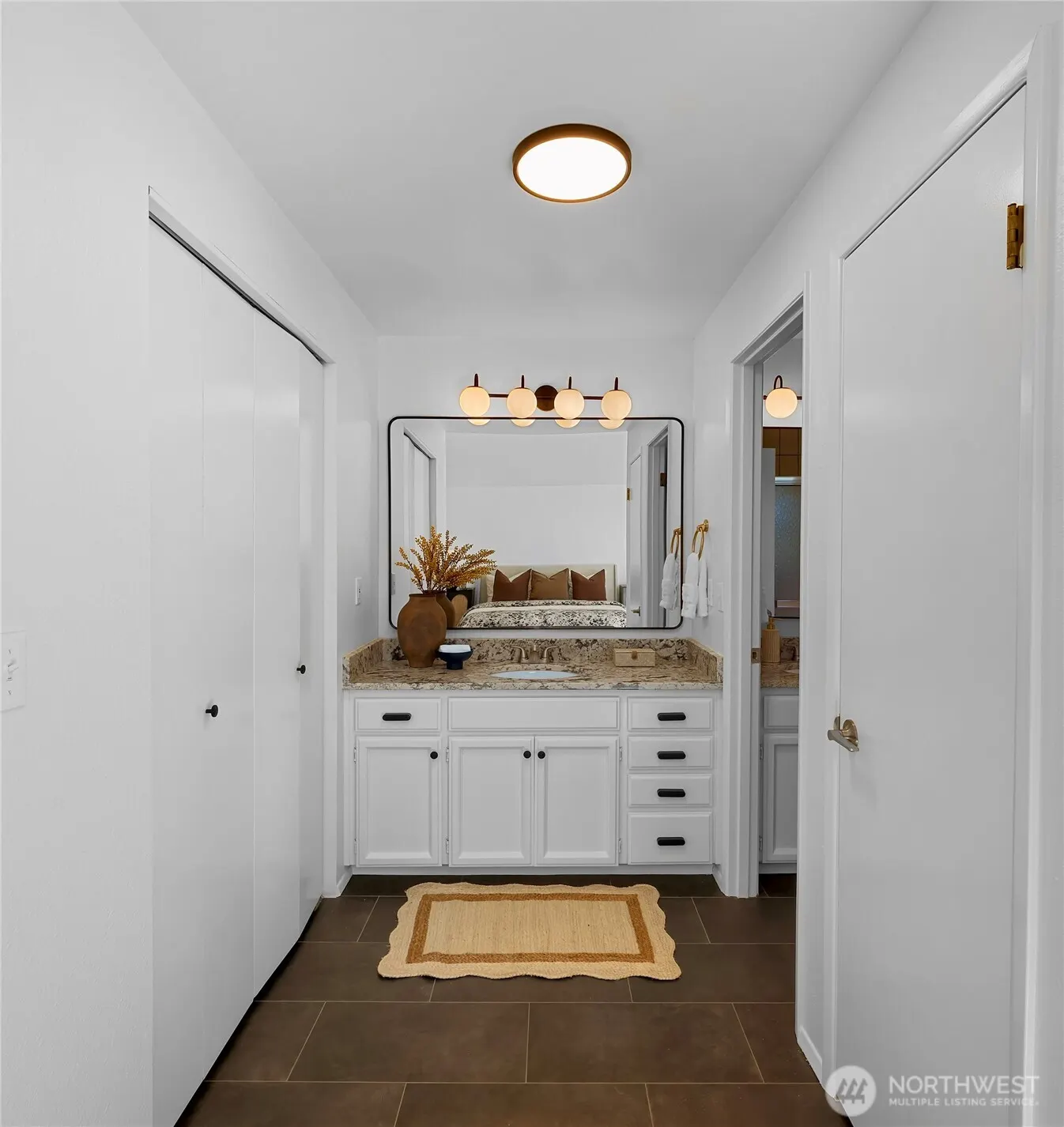 15724 SE 50th Street , Bellevue, WA 98006