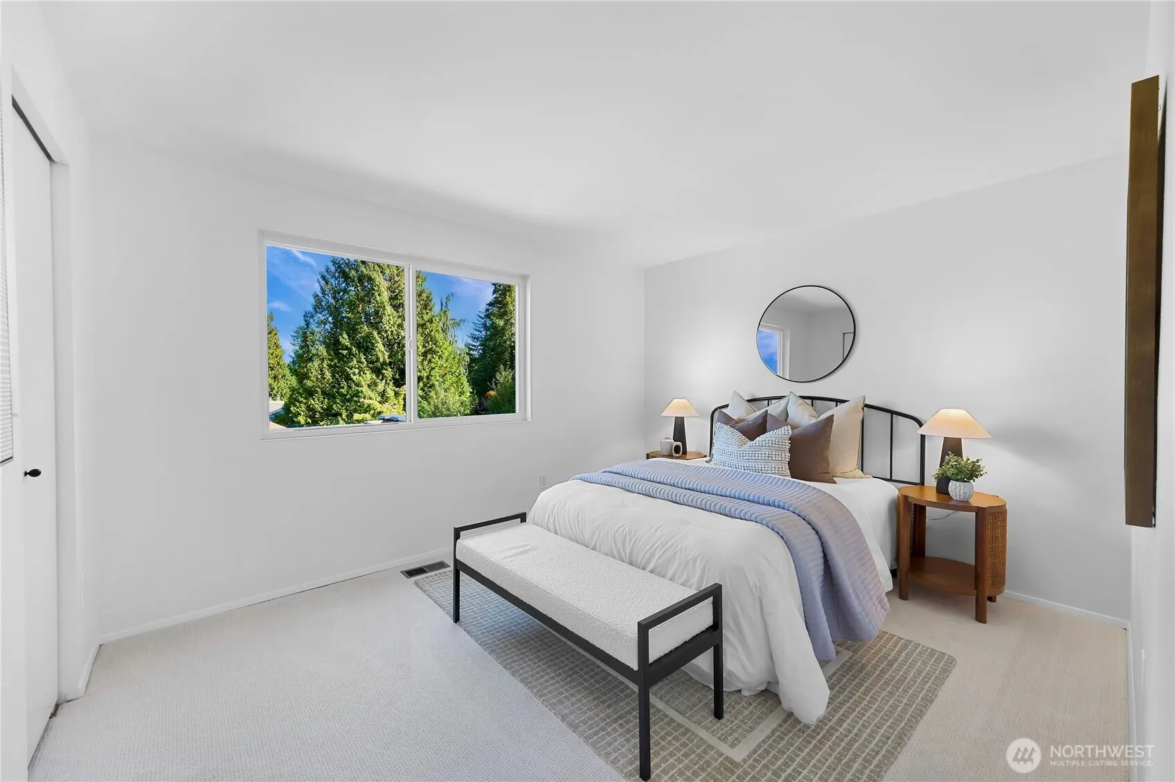 15724 SE 50th Street , Bellevue, WA 98006