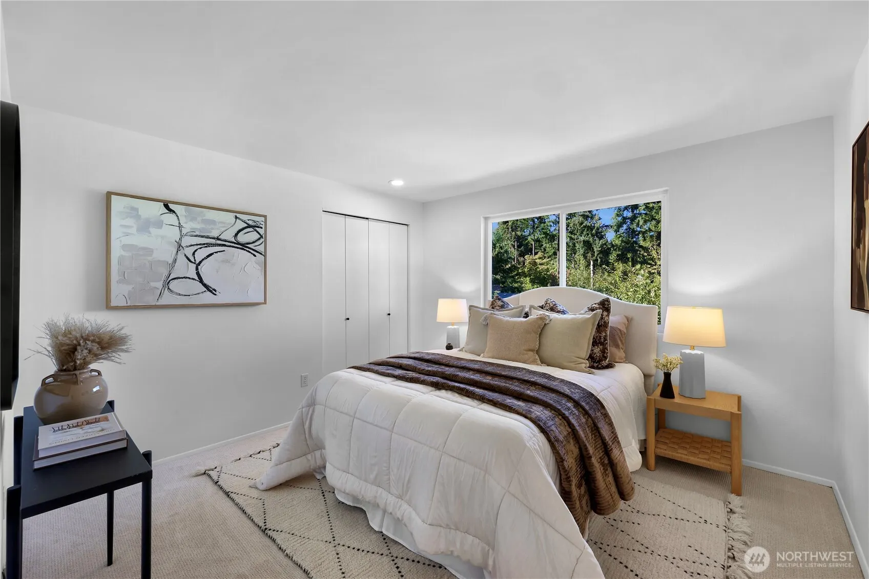 15724 SE 50th Street , Bellevue, WA 98006