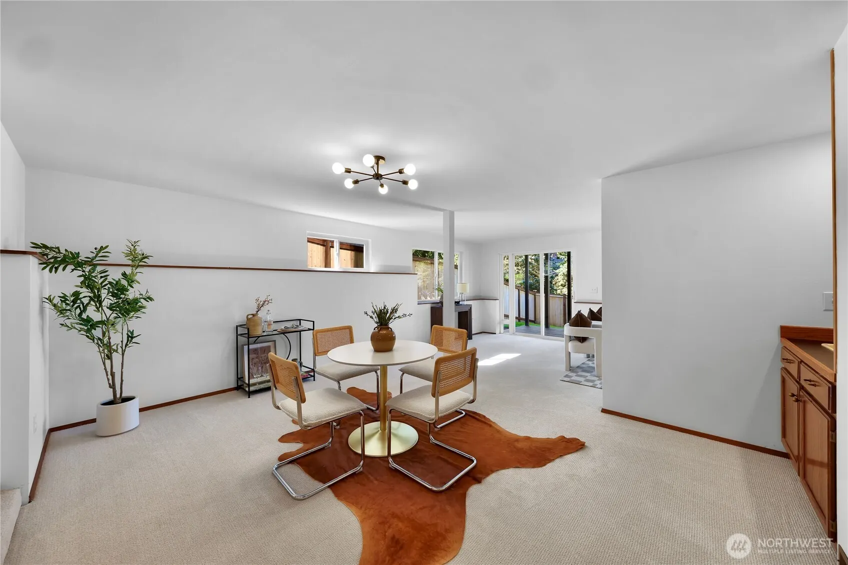 15724 SE 50th Street , Bellevue, WA 98006