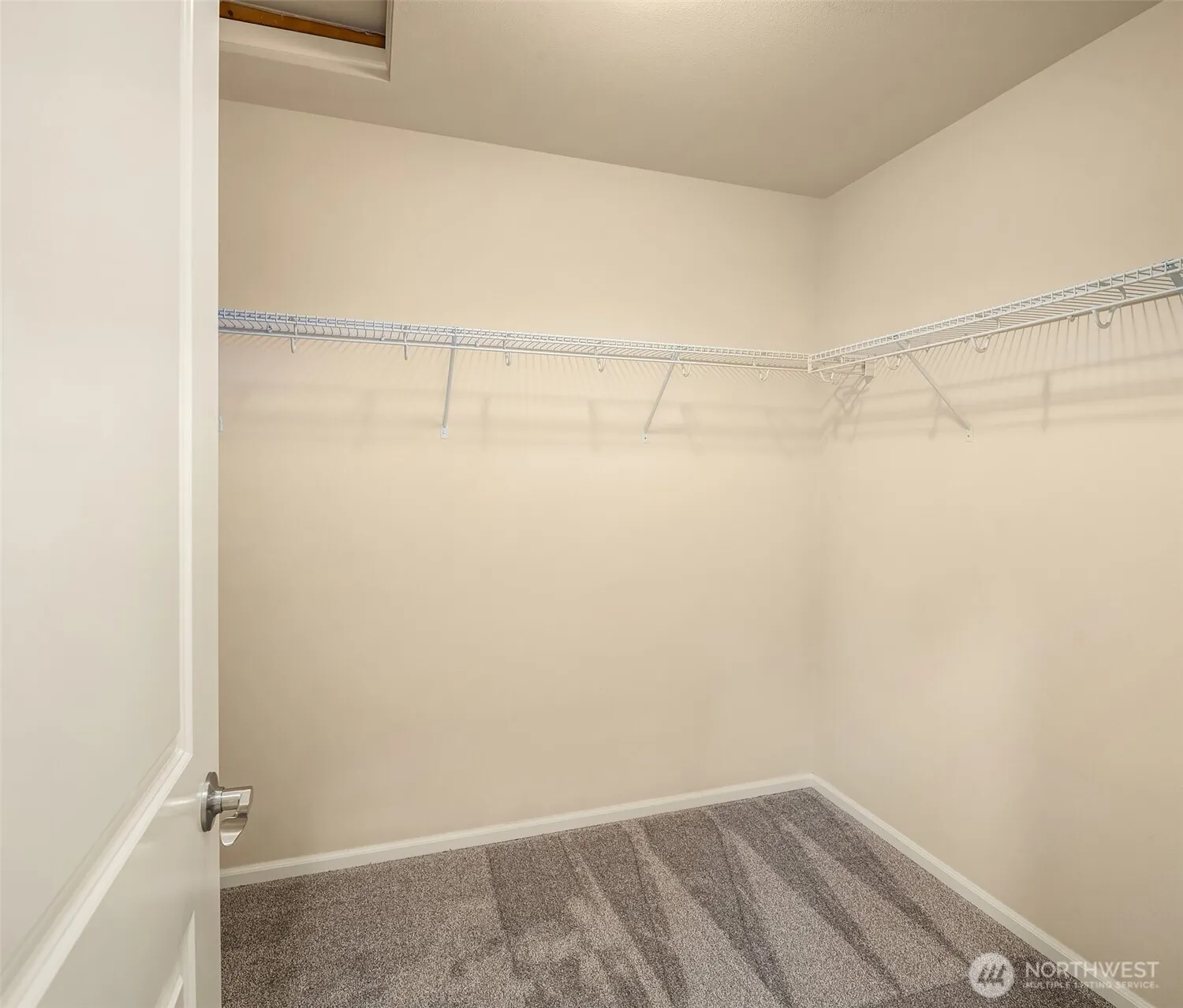 19620 1st Avenue SE, Bothell, WA 98012