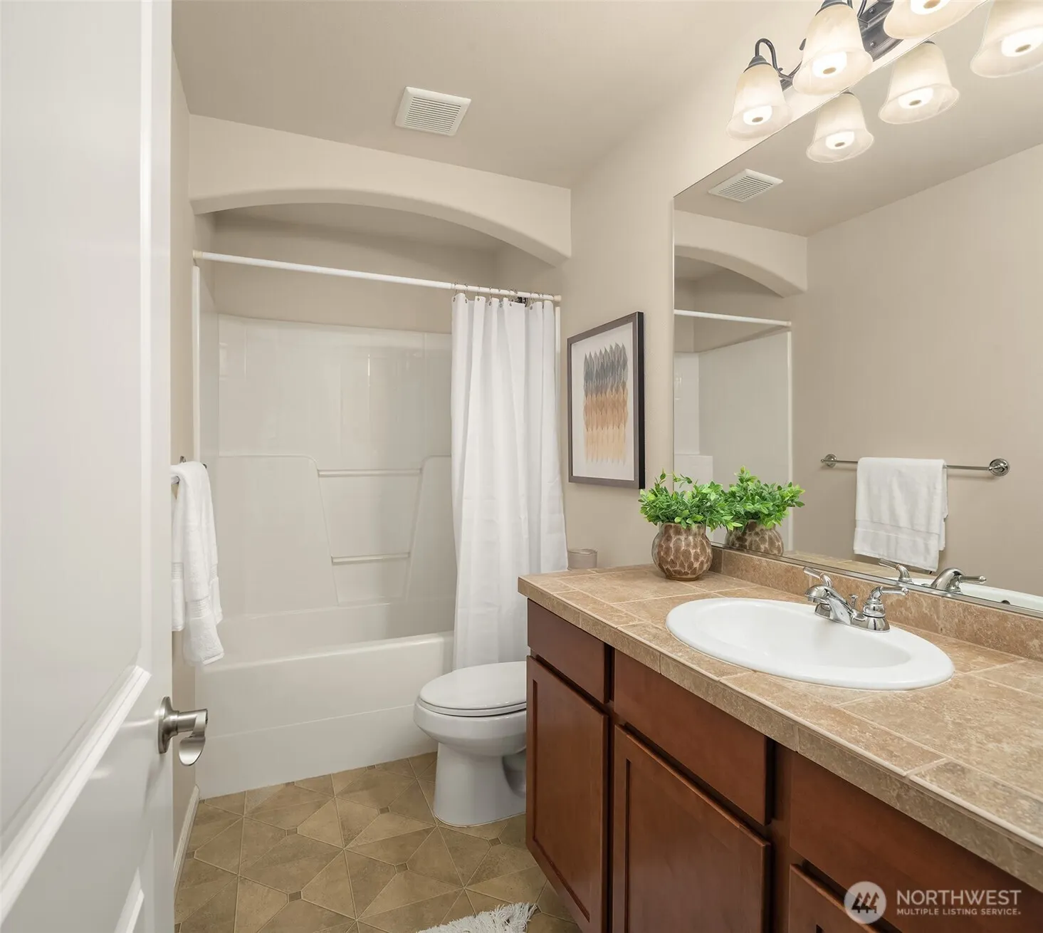 19620 1st Avenue SE, Bothell, WA 98012