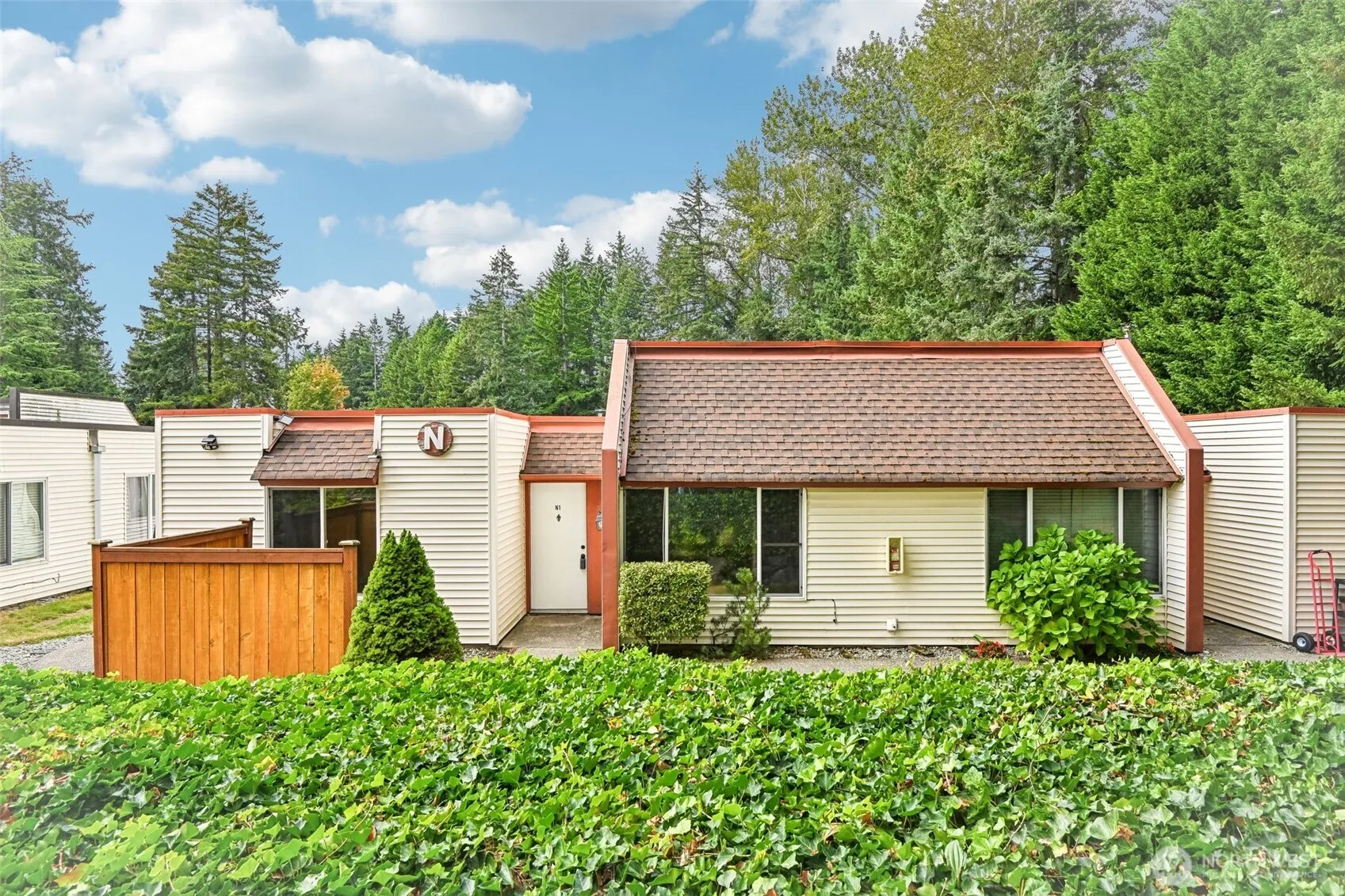 14600 SE 176 Street #N1, Renton, WA 98058
