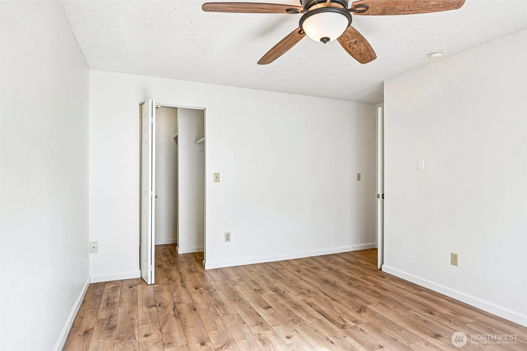 14600 SE 176 Street #N1, Renton, WA 98058