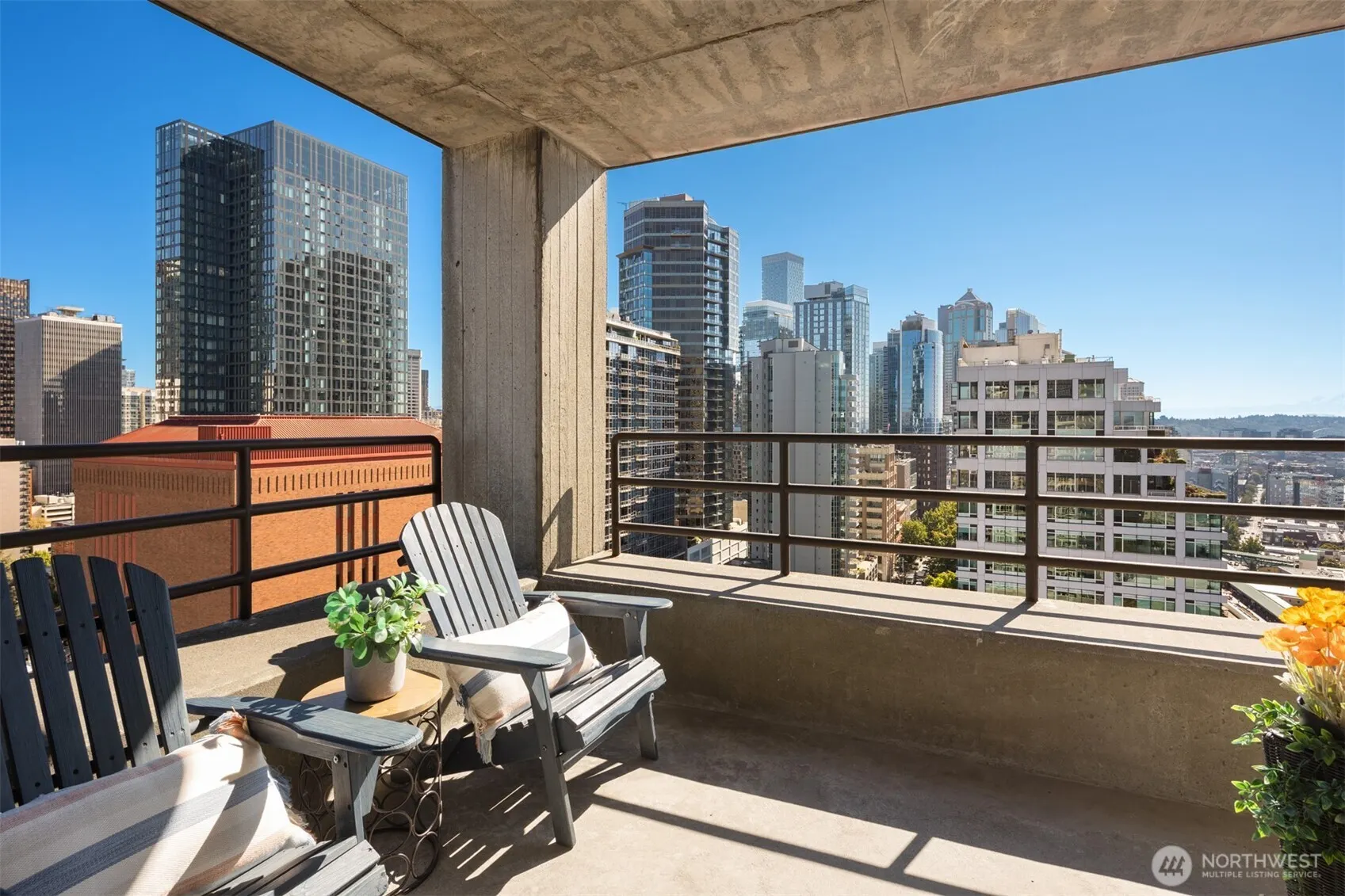 2125 1st Avenue #2304, Seattle, WA 98121