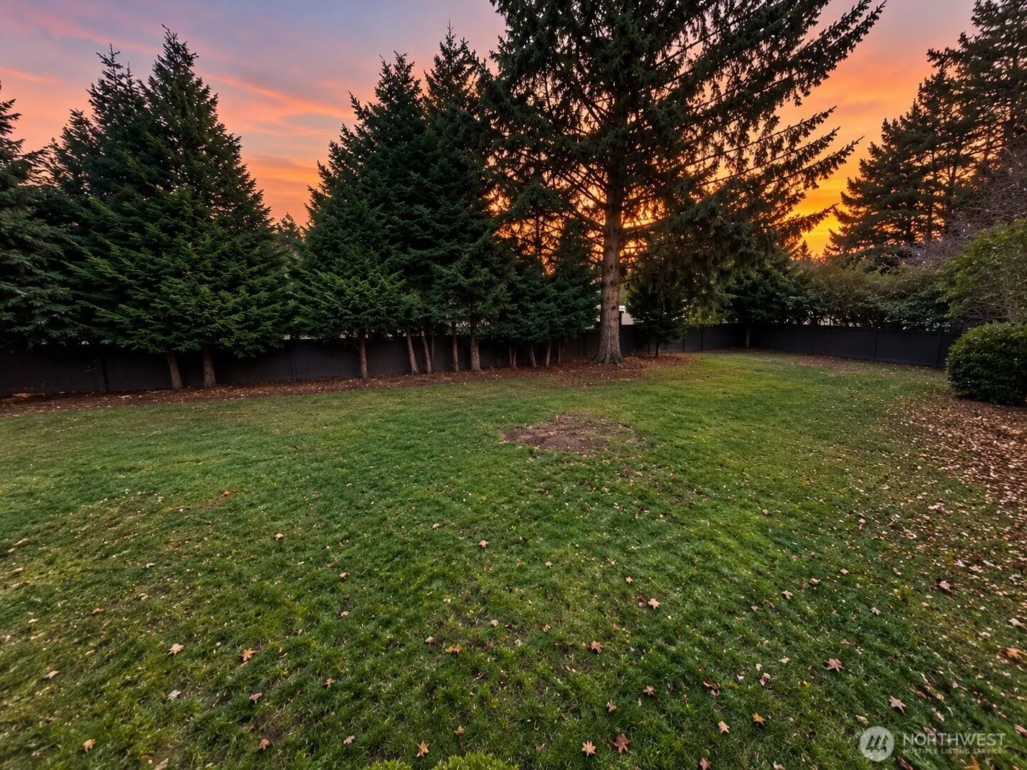 10929 NE 116th Place , Kirkland, WA 98034