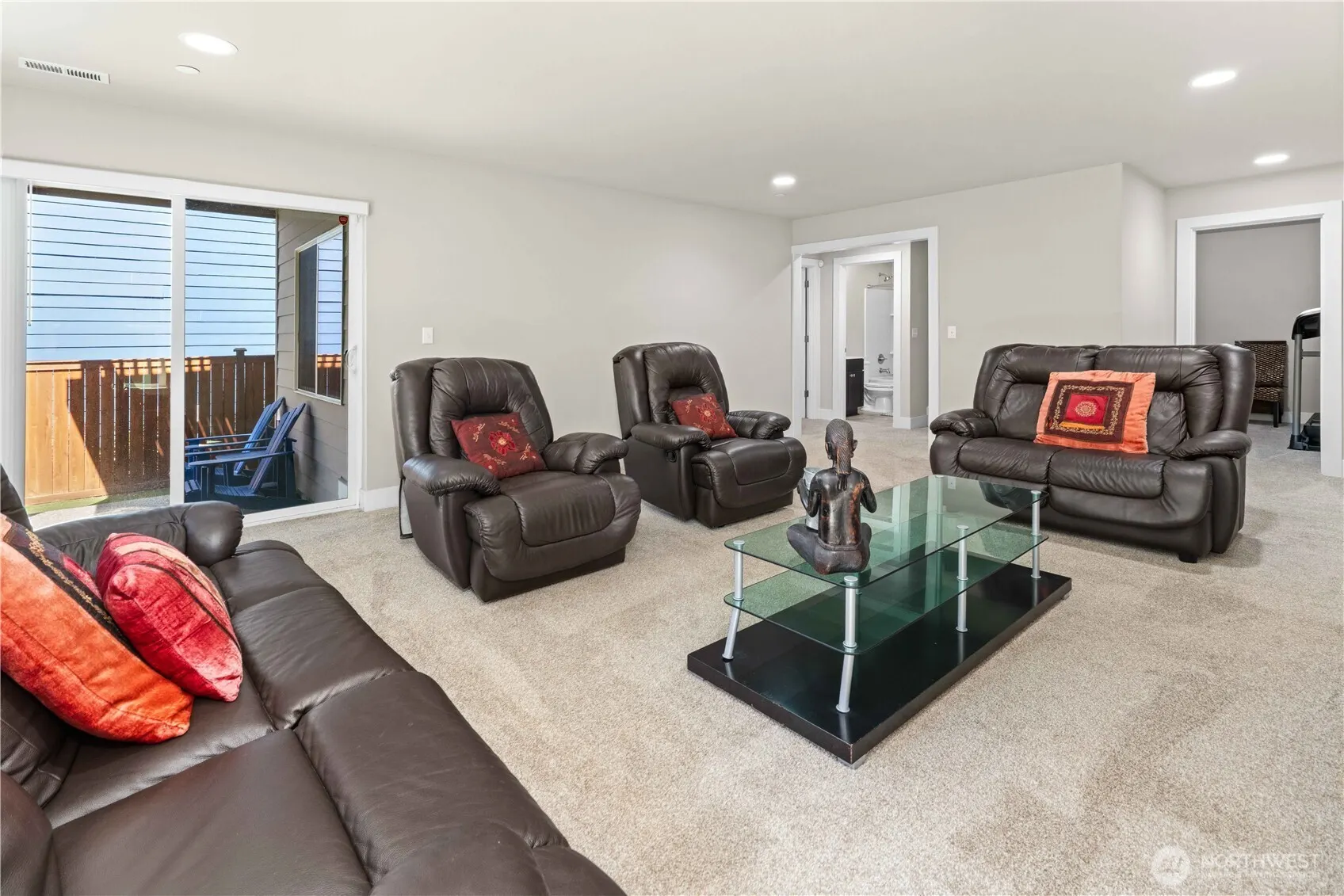 12099 164th Court NE, Redmond, WA 98052