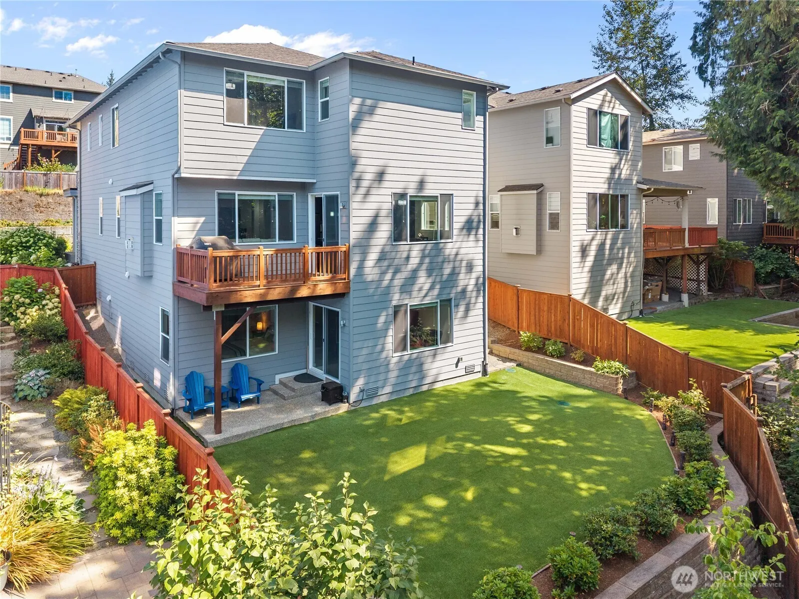 12099 164th Court NE, Redmond, WA 98052