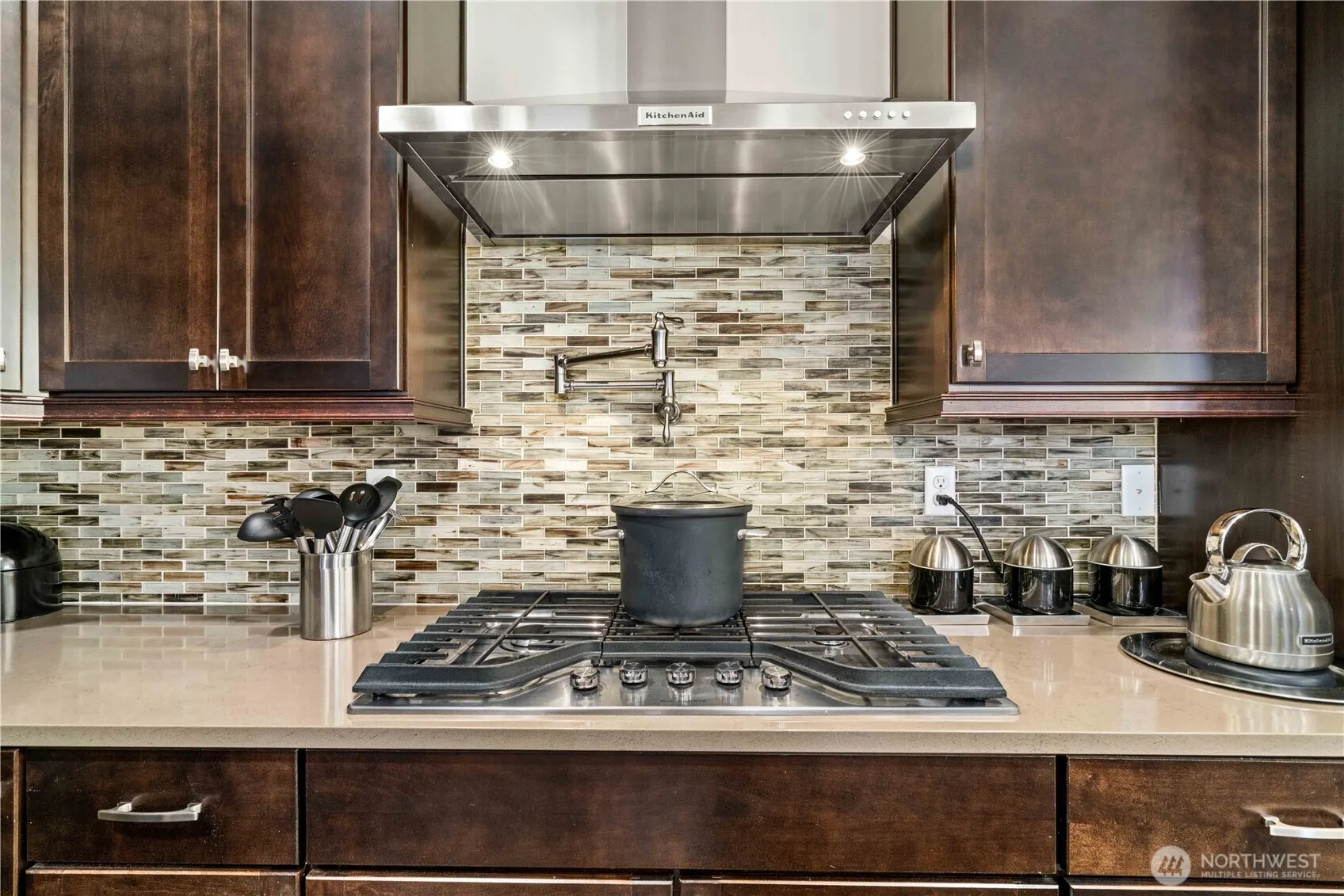 12099 164th Court NE, Redmond, WA 98052