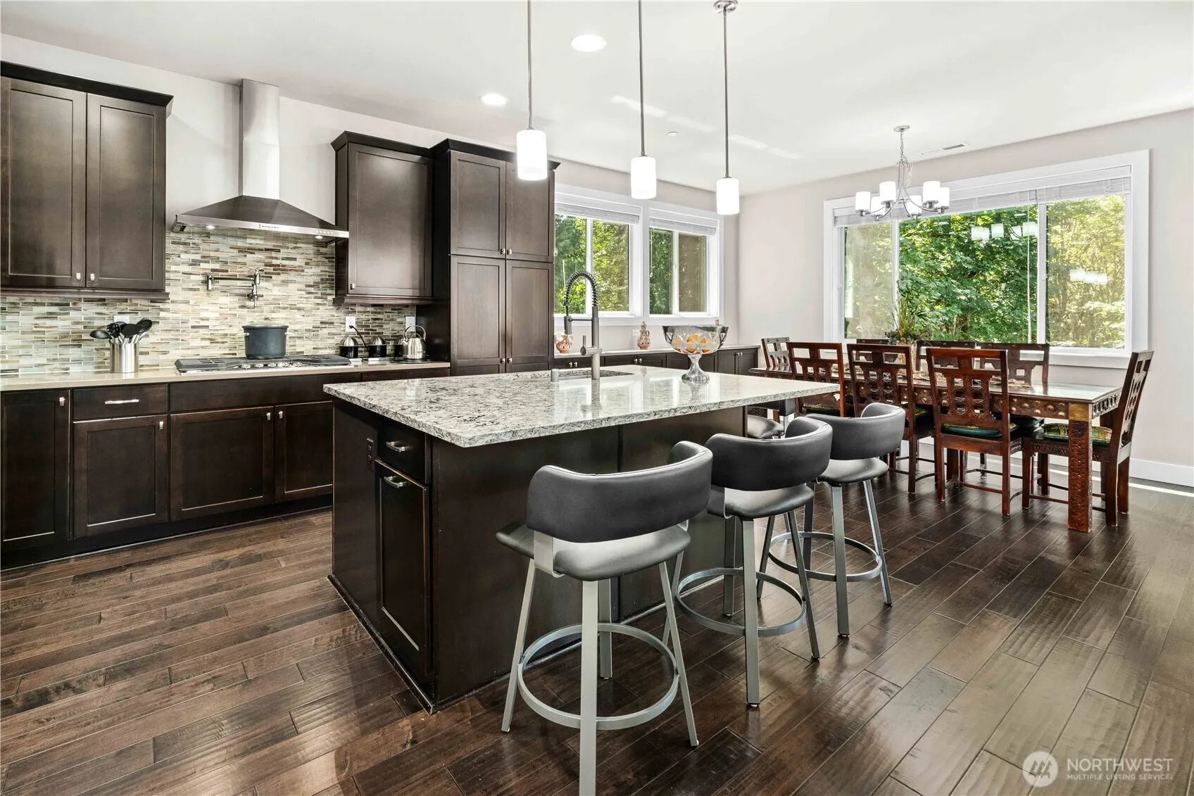 12099 164th Court NE, Redmond, WA 98052