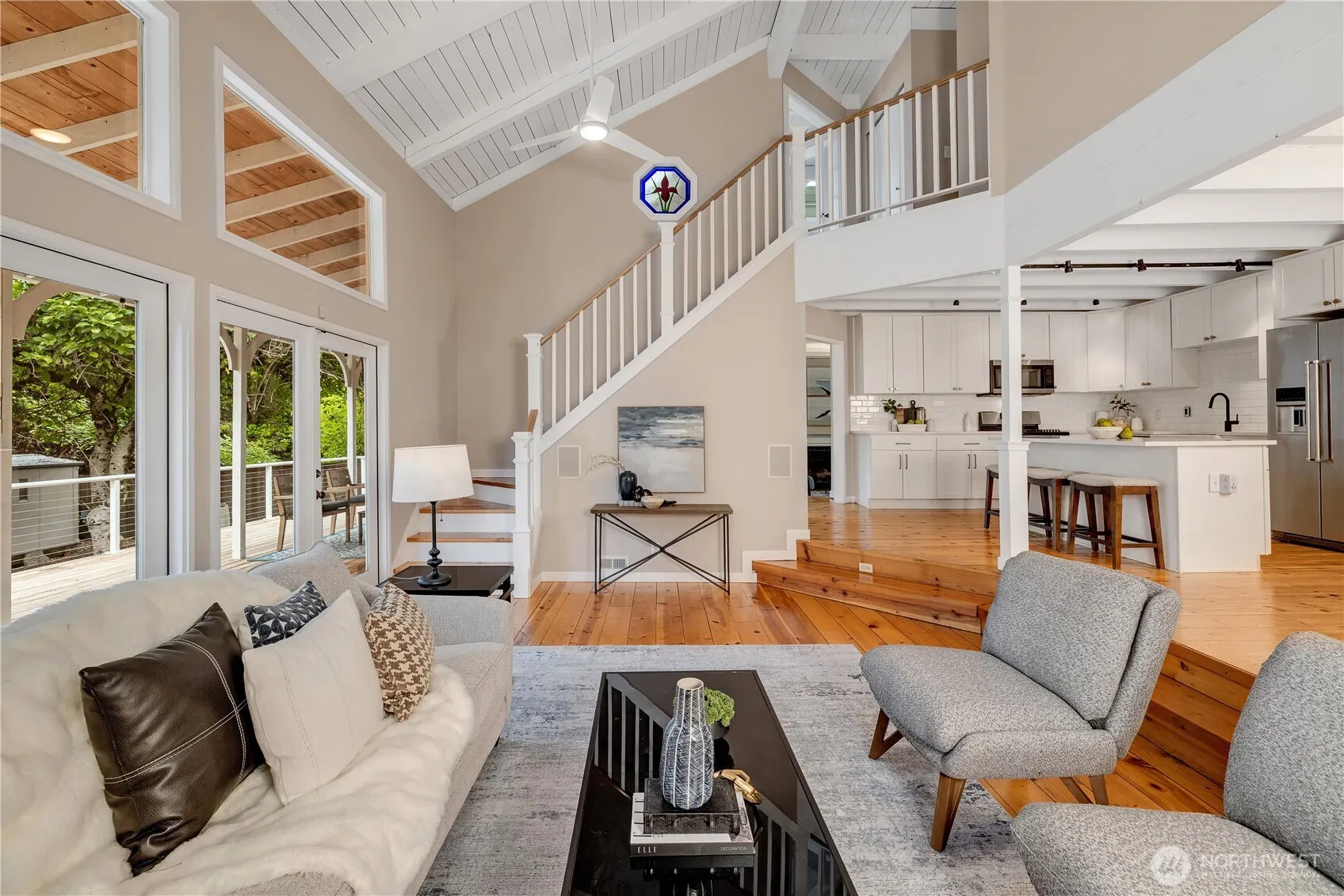 809 7th Street S, Kirkland, WA 98033