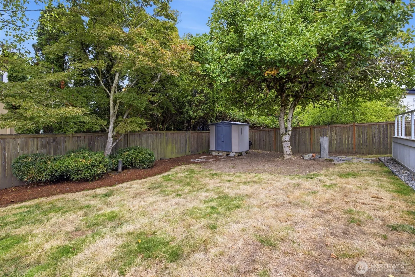 809 7th Street S, Kirkland, WA 98033