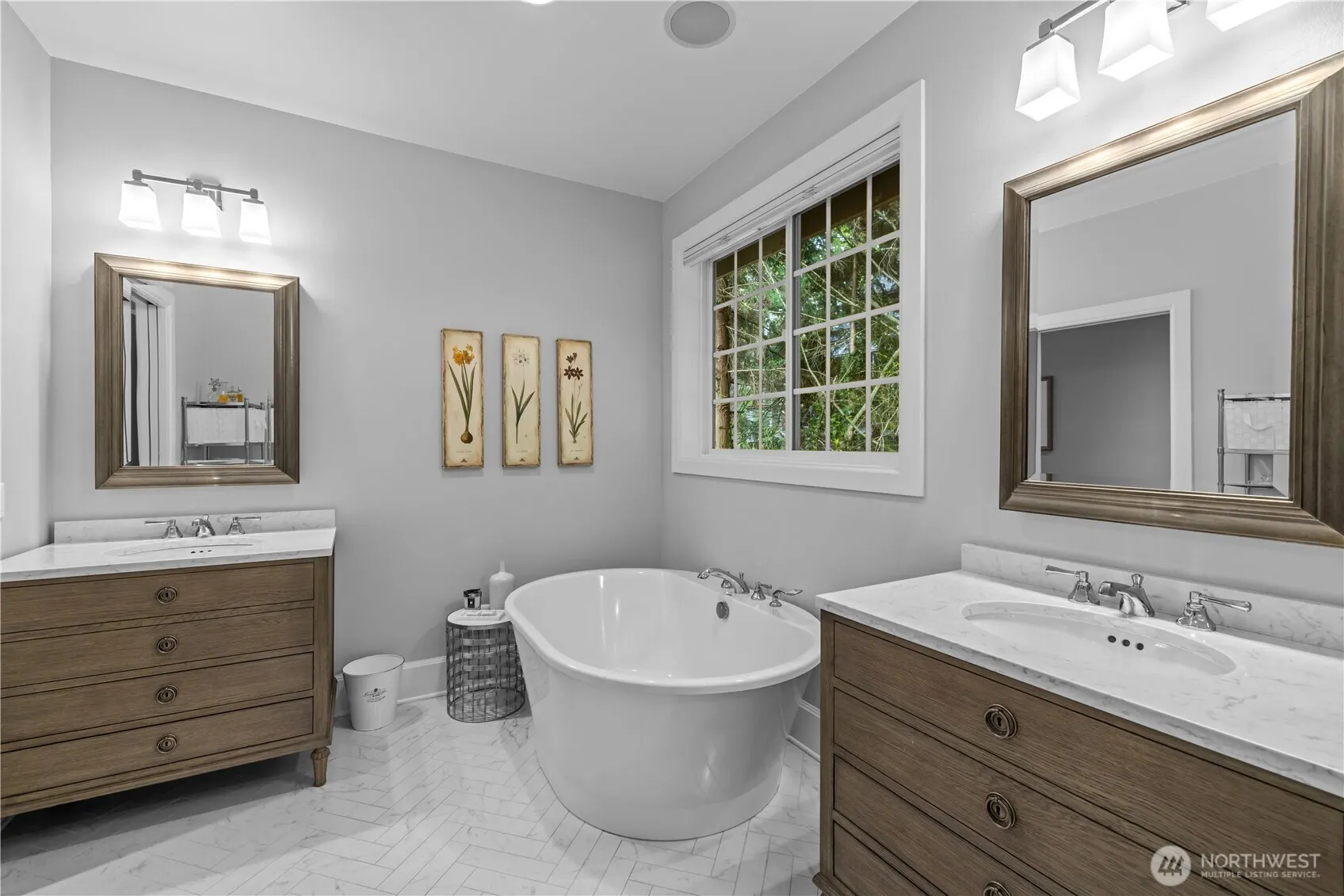 25314 SE 28th Street , Sammamish, WA 98075
