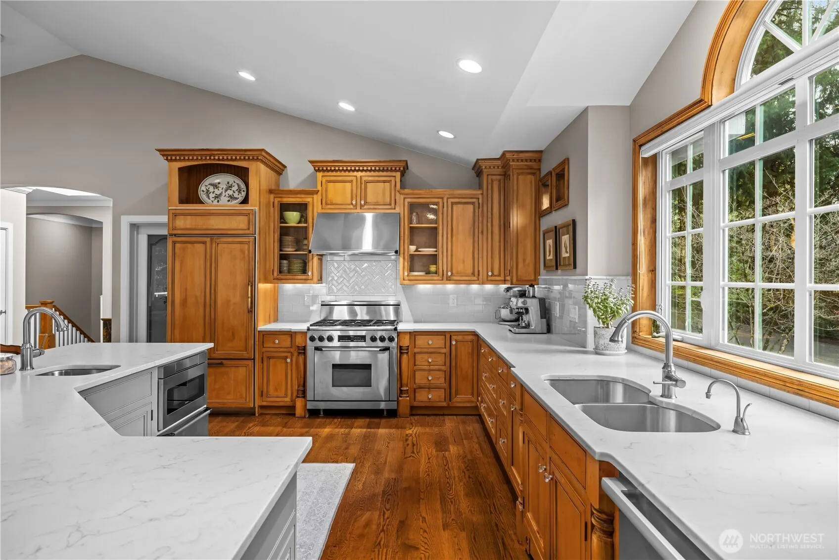 25314 SE 28th Street , Sammamish, WA 98075