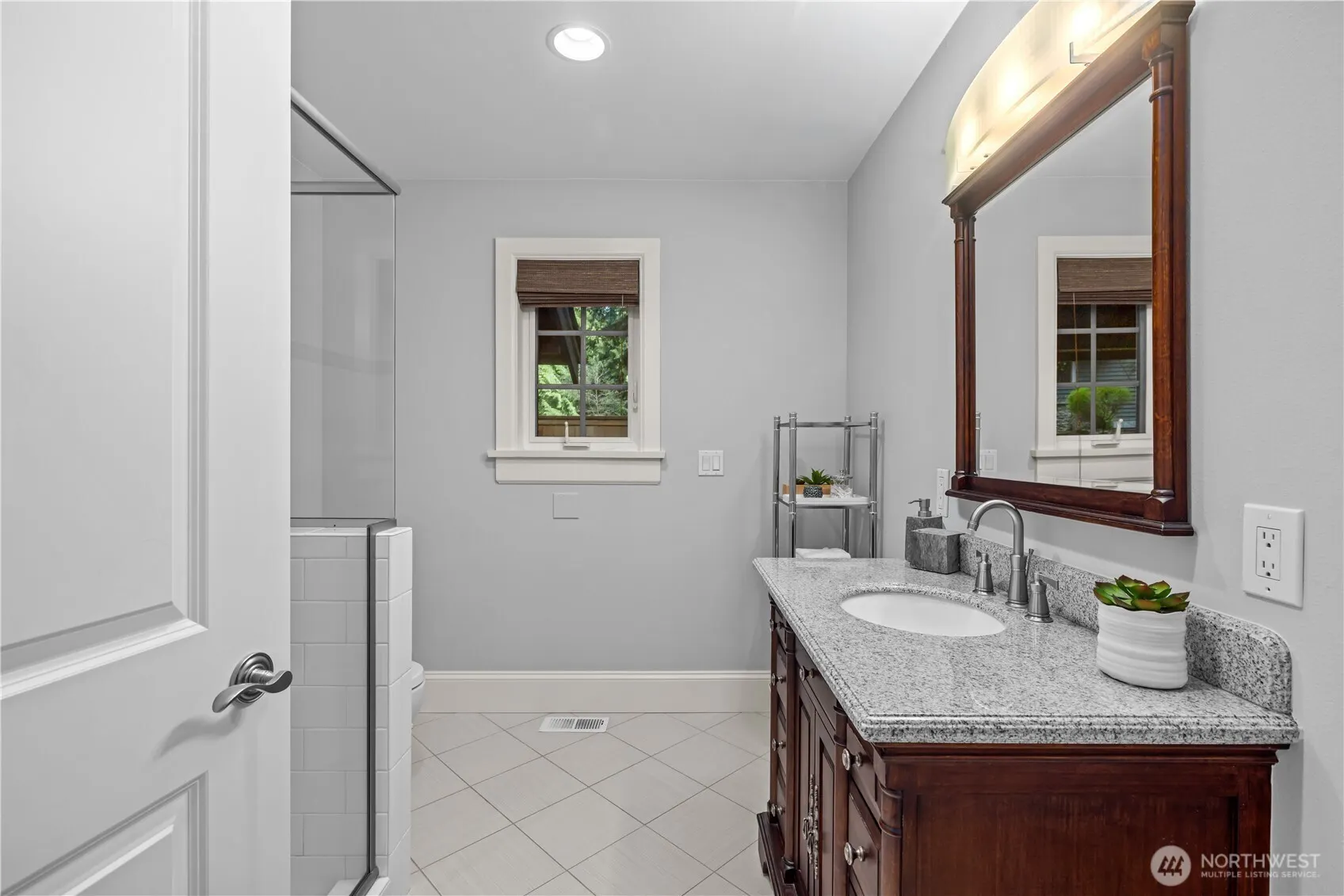 25314 SE 28th Street , Sammamish, WA 98075