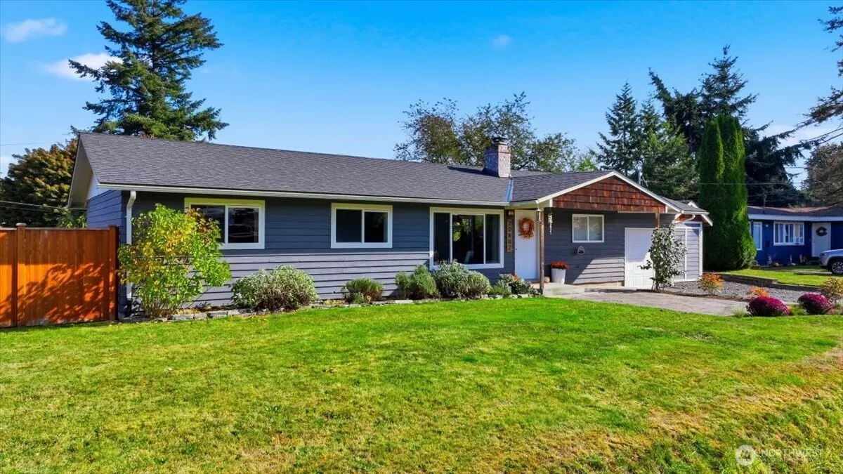 20807 3rd Avenue W, Lynnwood, WA 98036