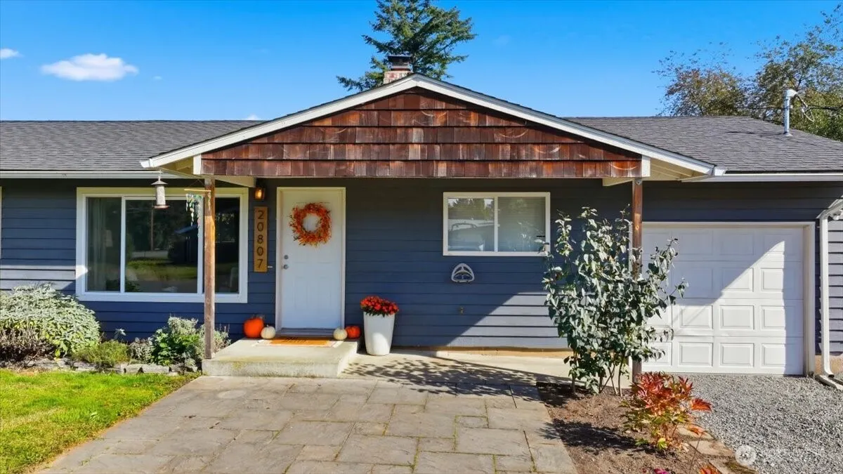 20807 3rd Avenue W, Lynnwood, WA 98036
