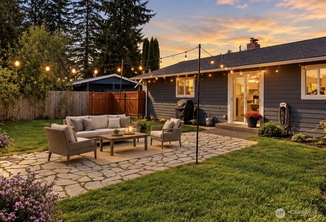 20807 3rd Avenue W, Lynnwood, WA 98036