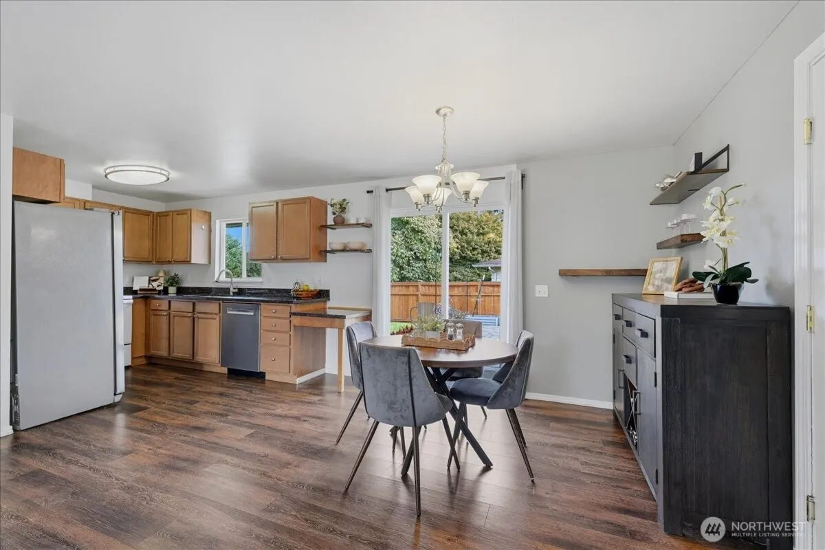20807 3rd Avenue W, Lynnwood, WA 98036