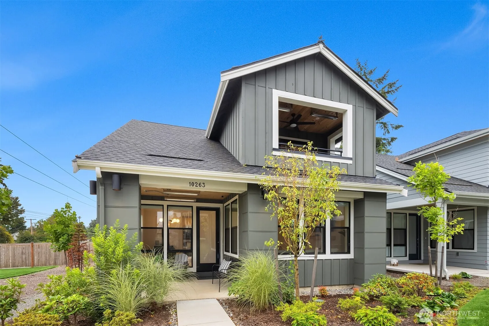 10263 135th Circle NE #33, Kirkland, WA 98033