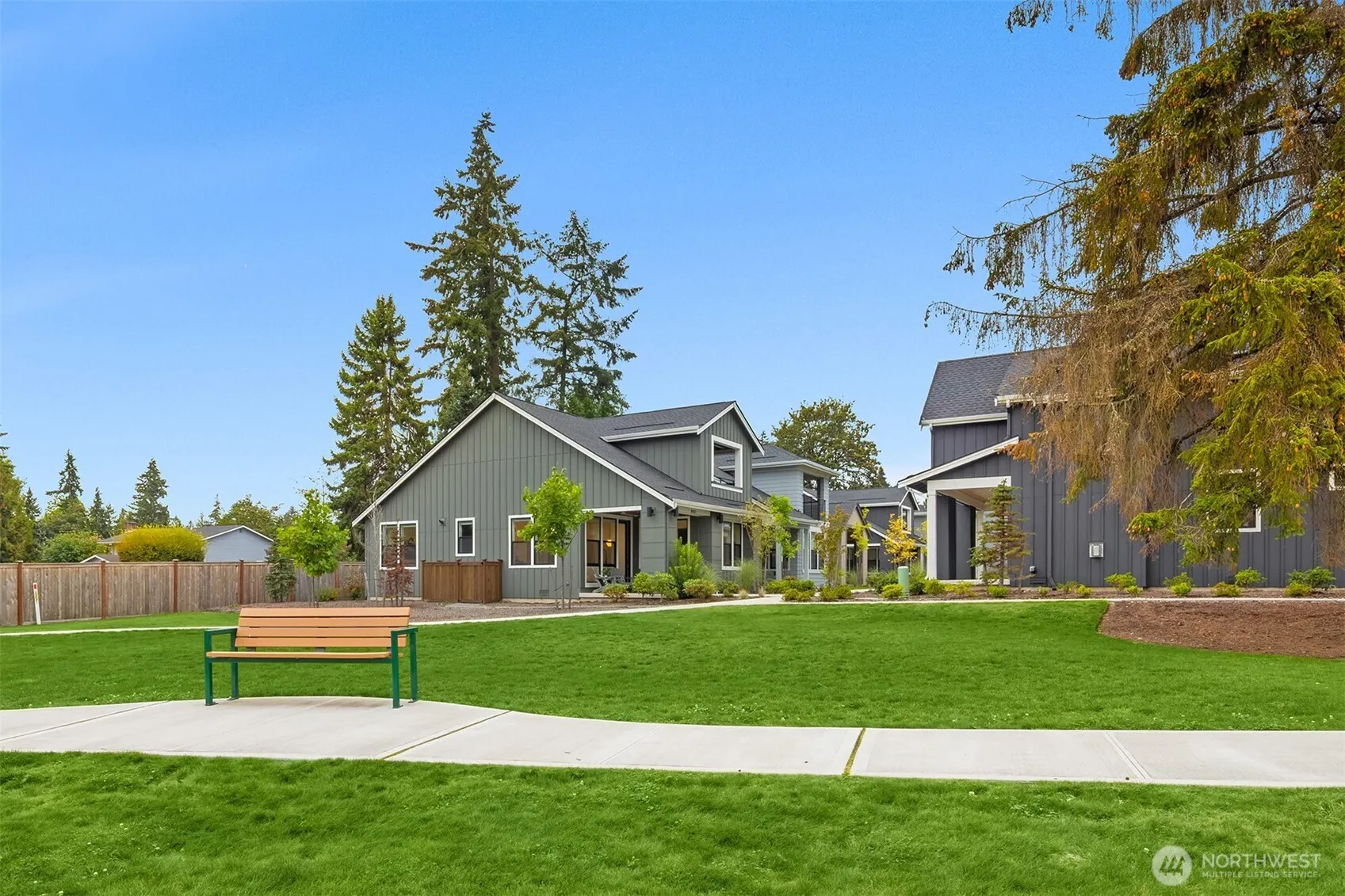 10263 135th Circle NE #33, Kirkland, WA 98033