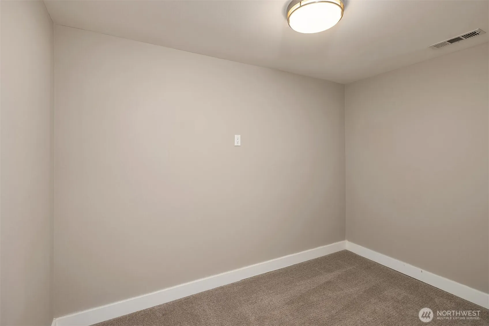 113 152nd Place SE, Bellevue, WA 98007