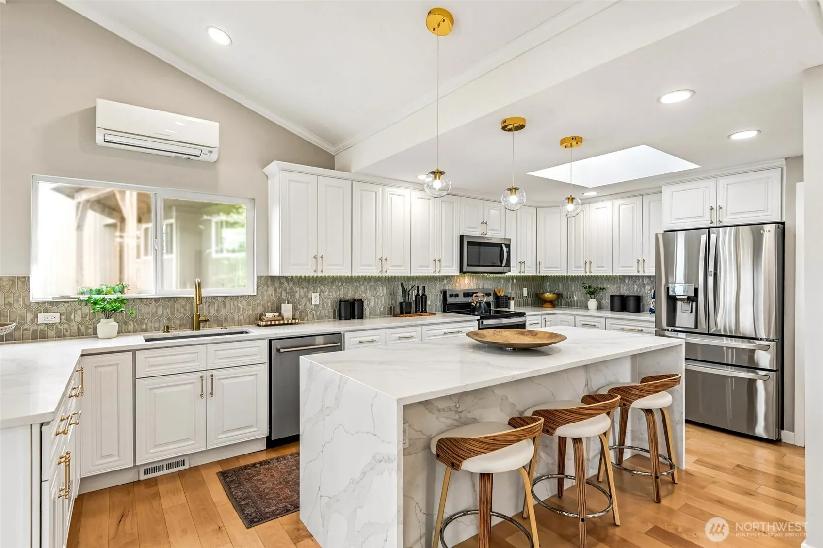 4551 135th Avenue SE, Bellevue, WA 98006