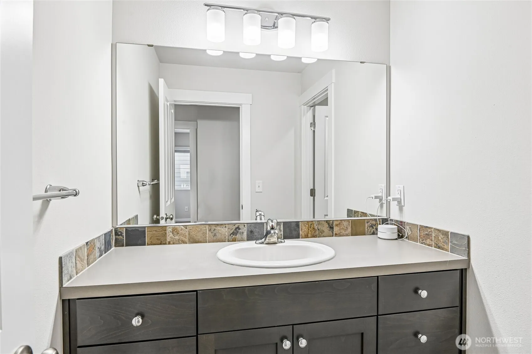 25022 113th Avenue SE, Kent, WA 98030