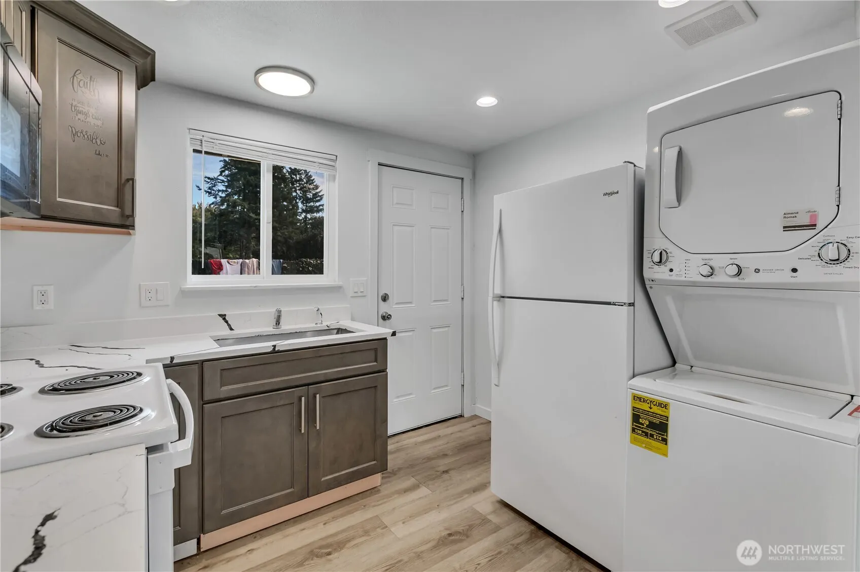 21902 84th Avenue S, Kent, WA 98032