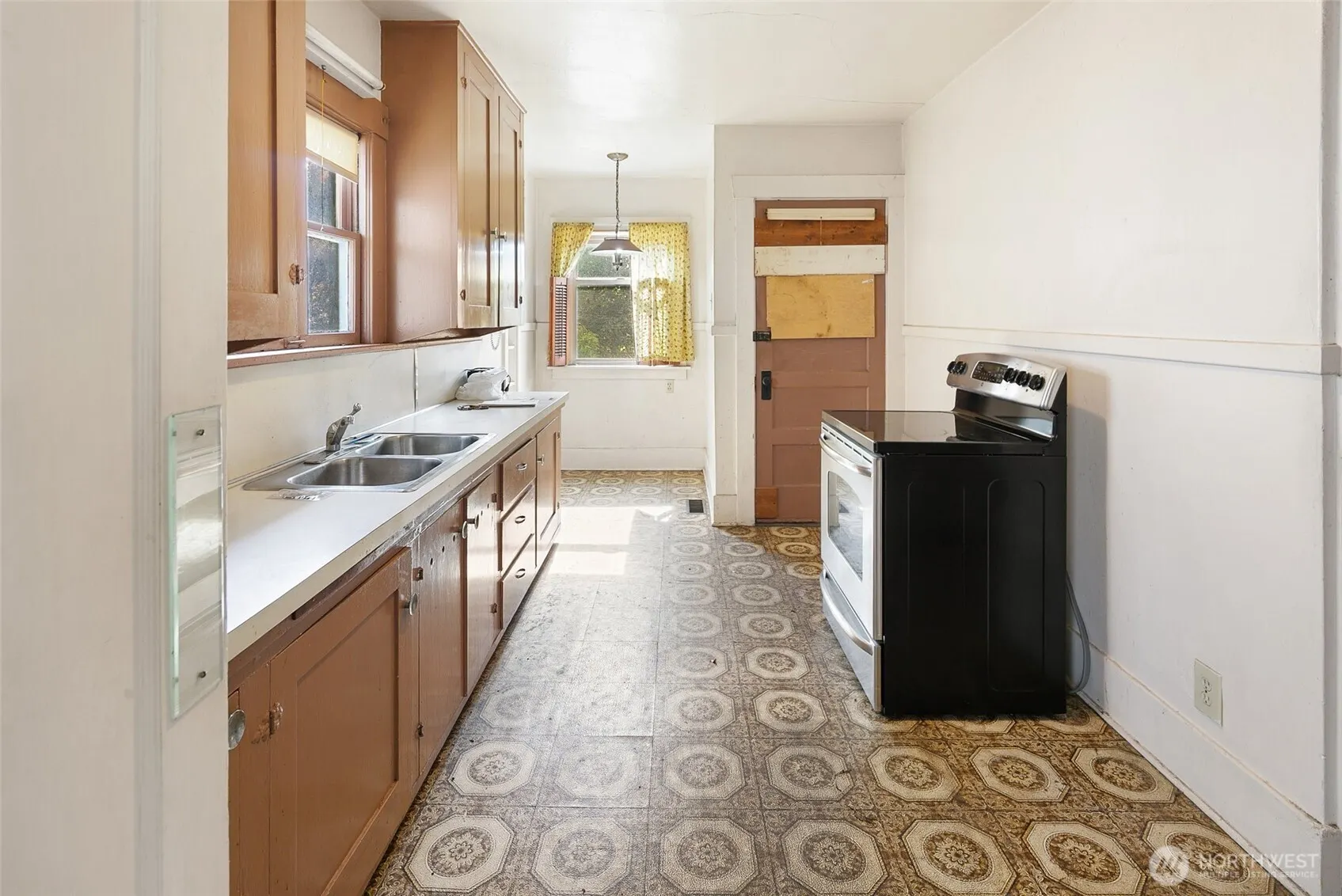 2405 N 40th Street , Seattle, WA 98103