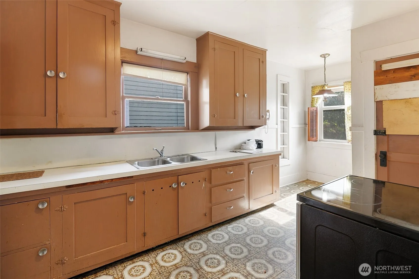 2405 N 40th Street , Seattle, WA 98103