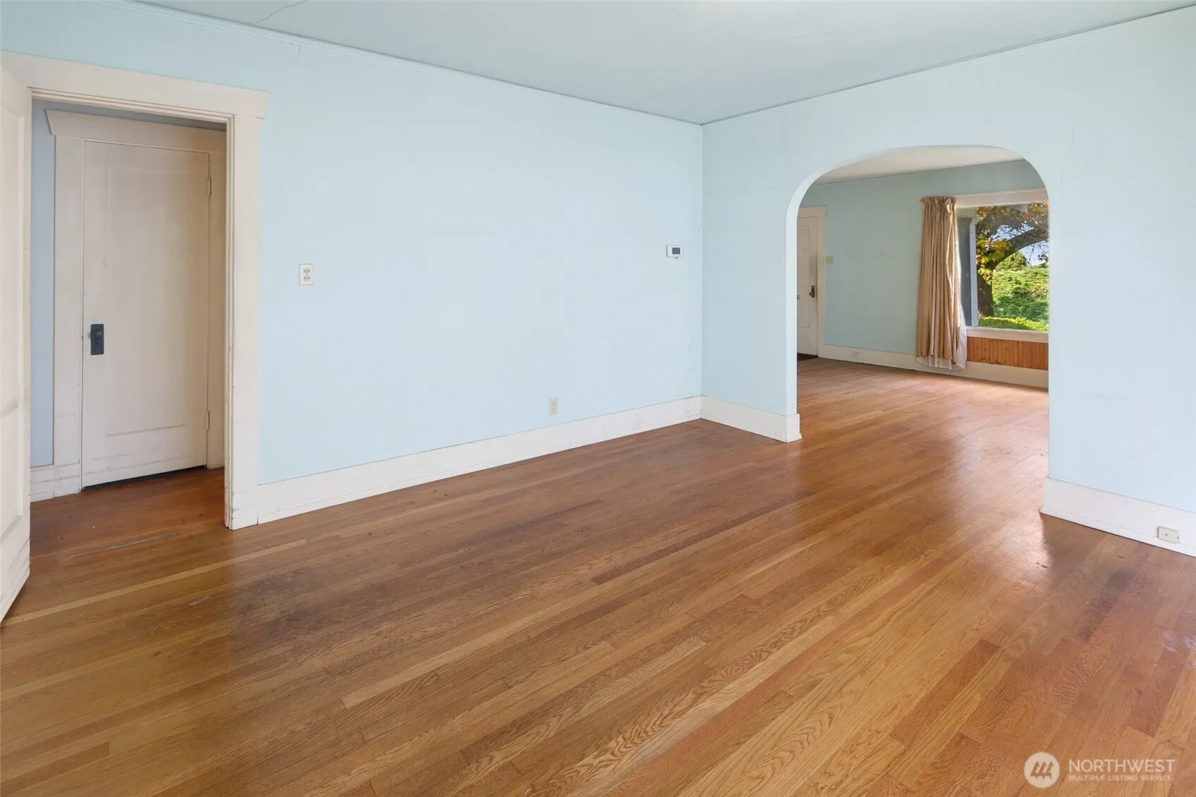 2405 N 40th Street , Seattle, WA 98103