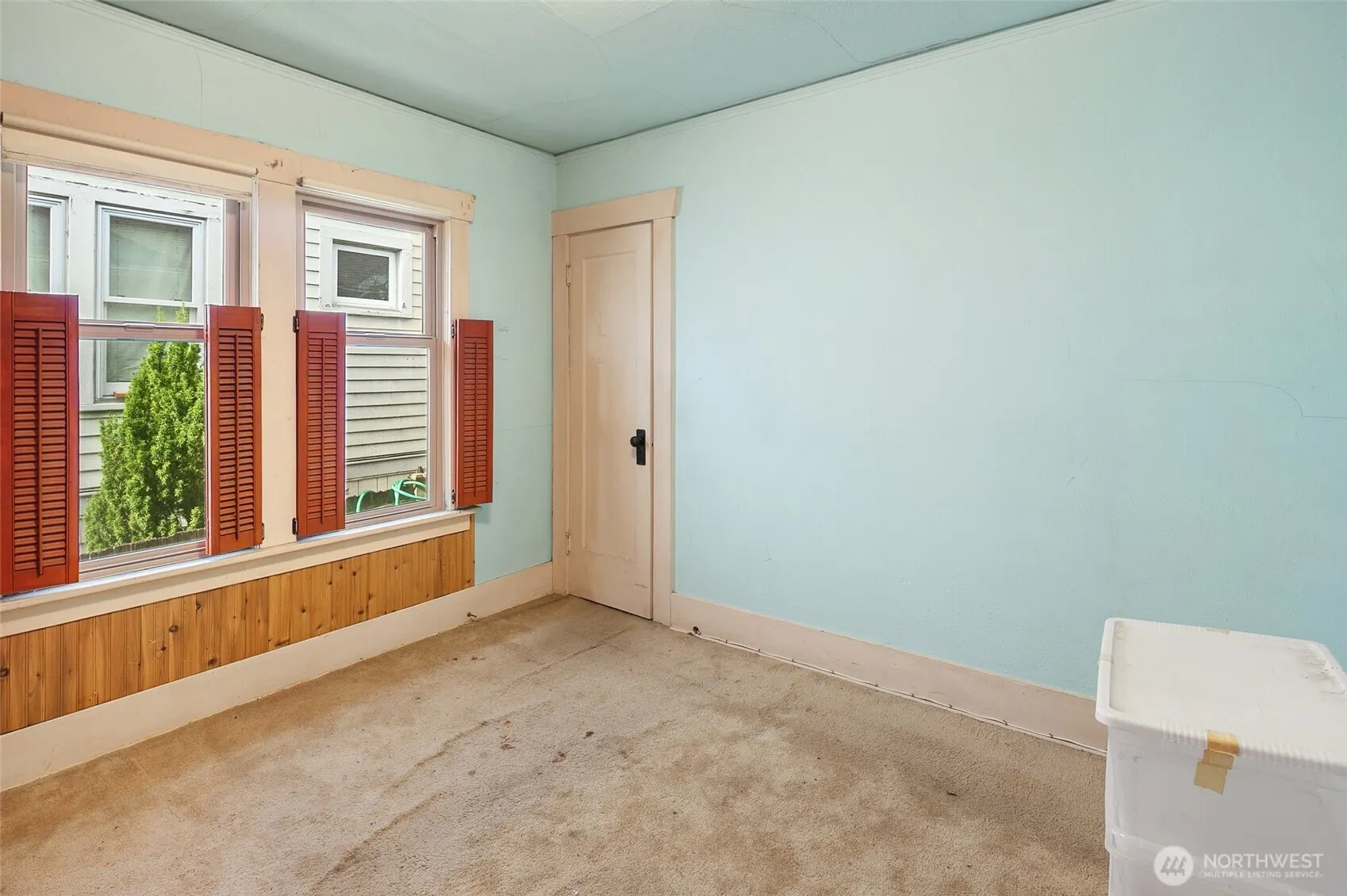 2405 N 40th Street , Seattle, WA 98103