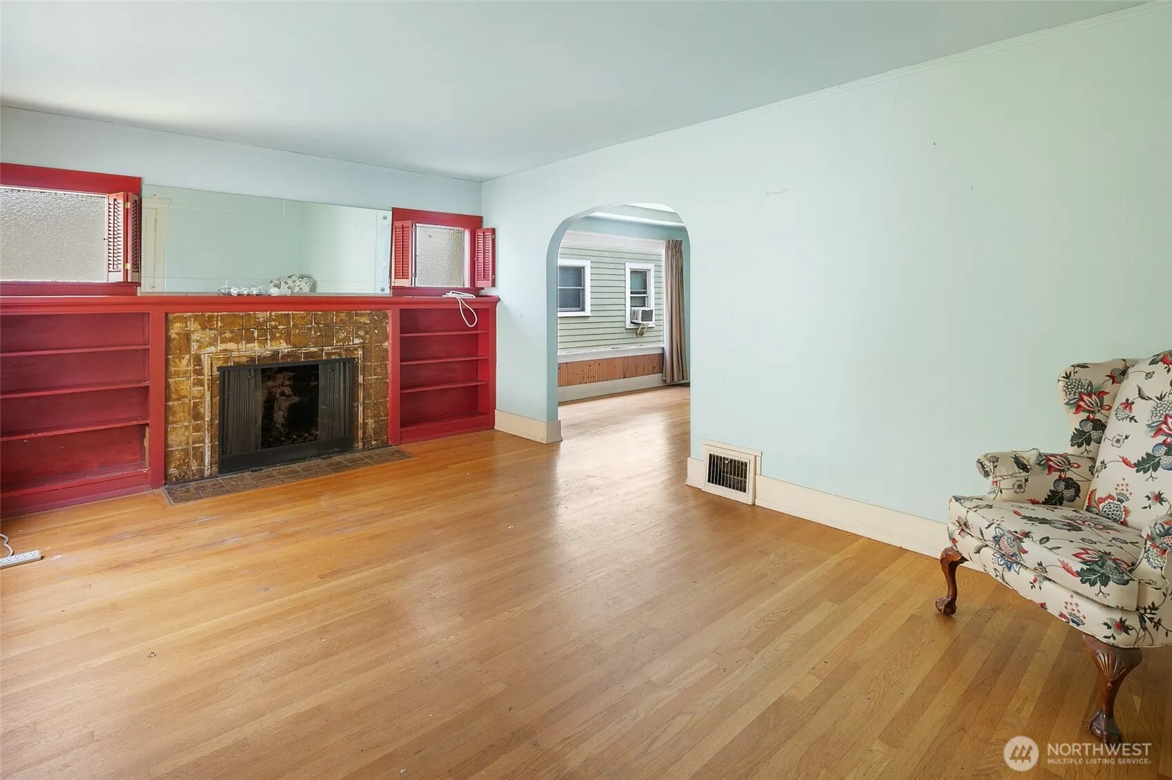 2405 N 40th Street , Seattle, WA 98103
