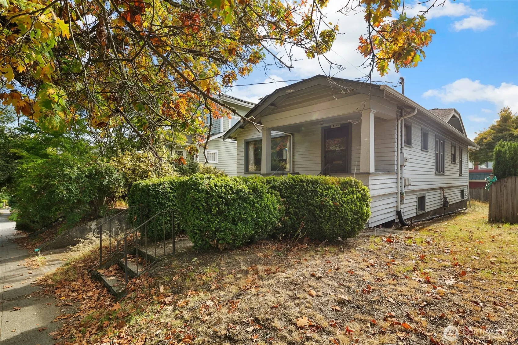 2405 N 40th Street , Seattle, WA 98103