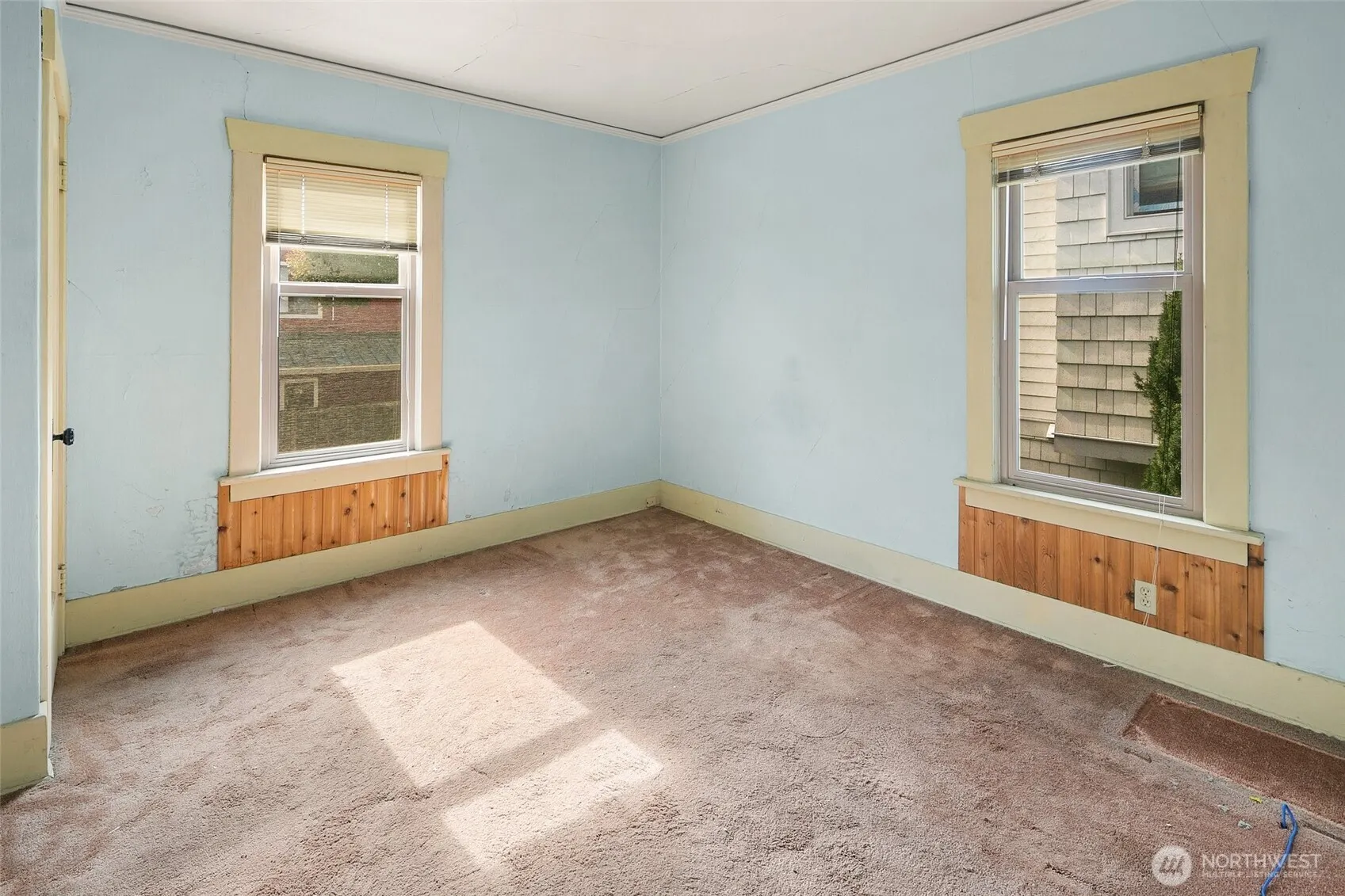 2405 N 40th Street , Seattle, WA 98103