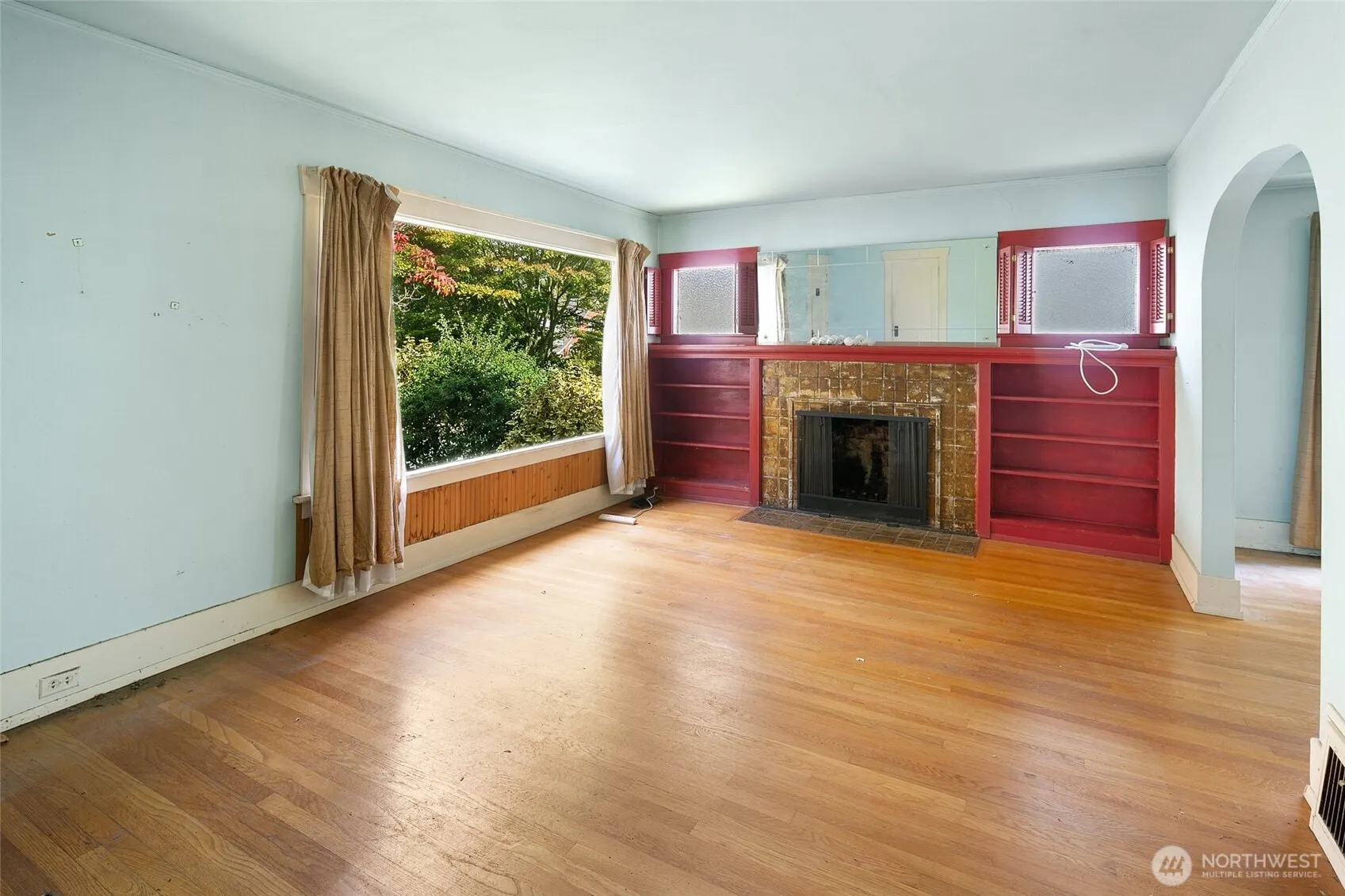 2405 N 40th Street , Seattle, WA 98103