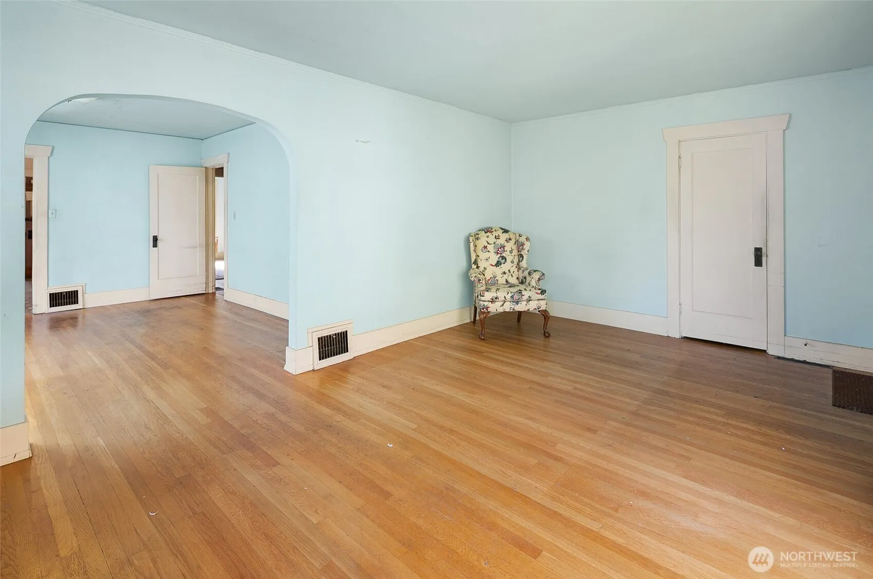2405 N 40th Street , Seattle, WA 98103