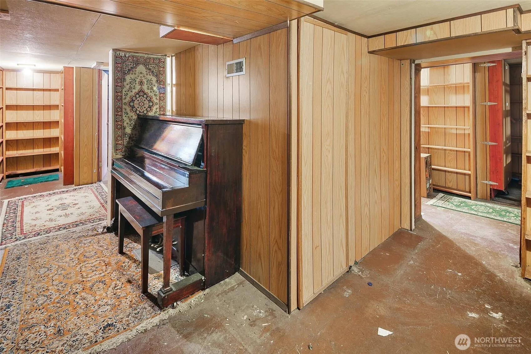 2405 N 40th Street , Seattle, WA 98103