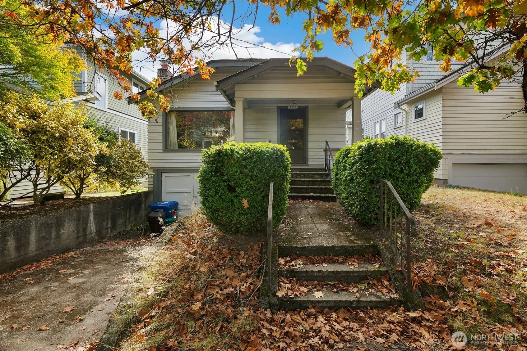 2405 N 40th Street , Seattle, WA 98103
