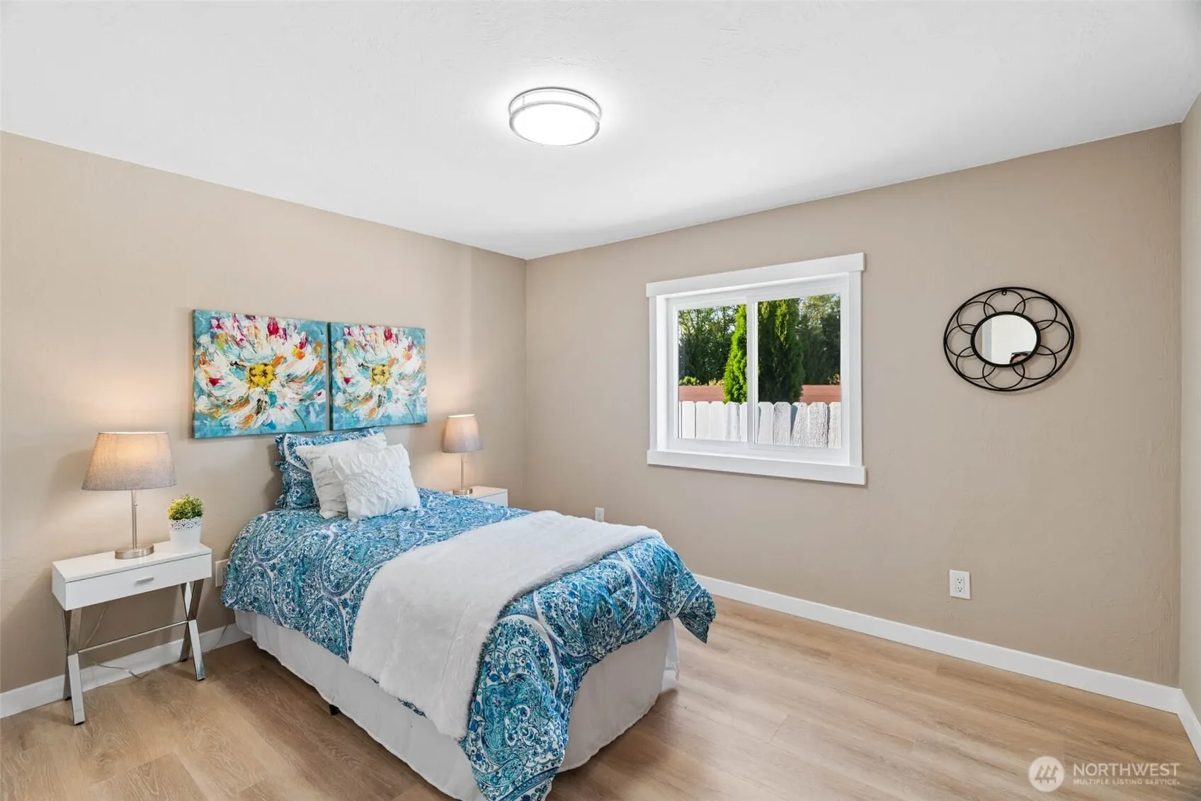 17125 Woodcrest Drive NE, Bothell, WA 98011