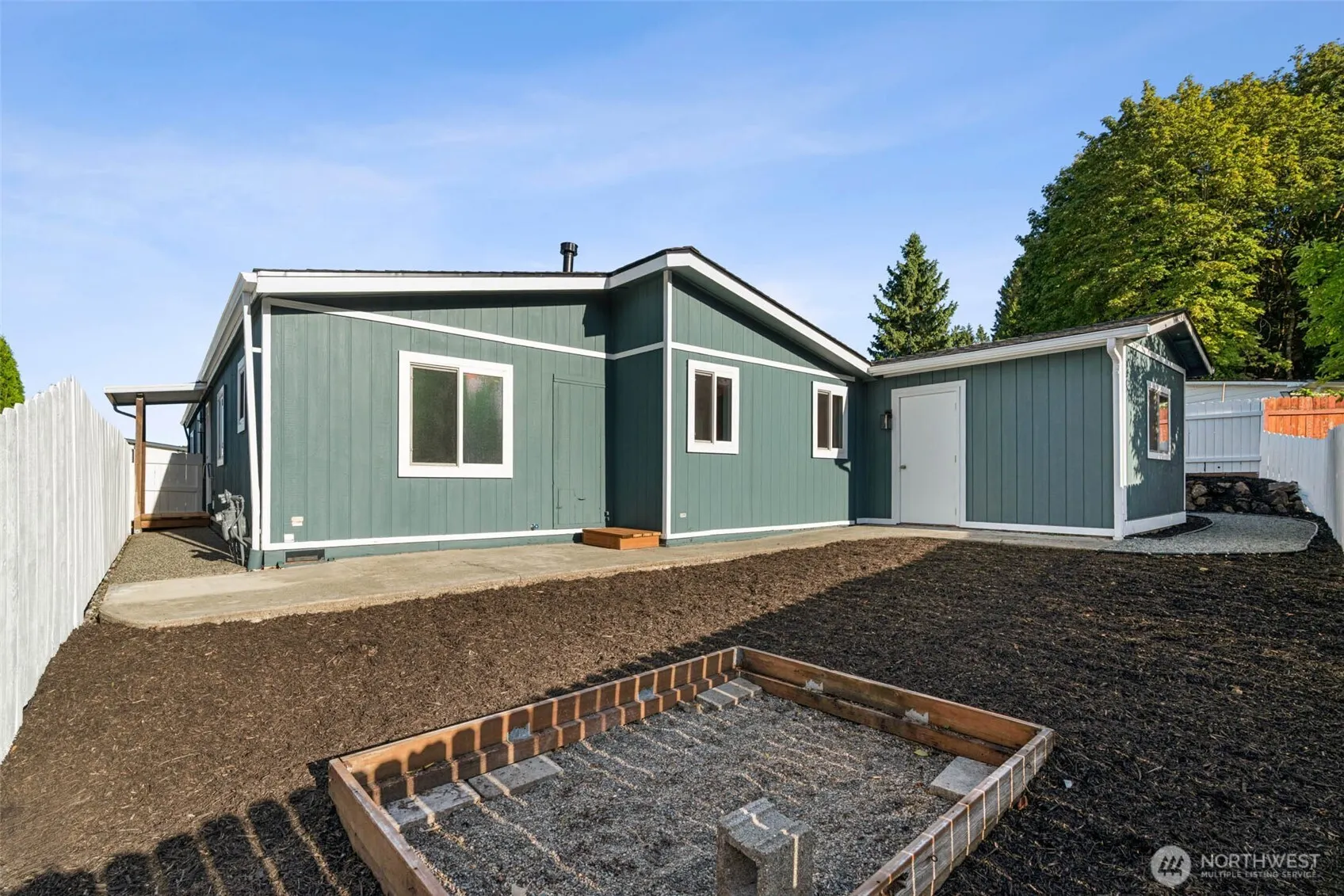17125 Woodcrest Drive NE, Bothell, WA 98011
