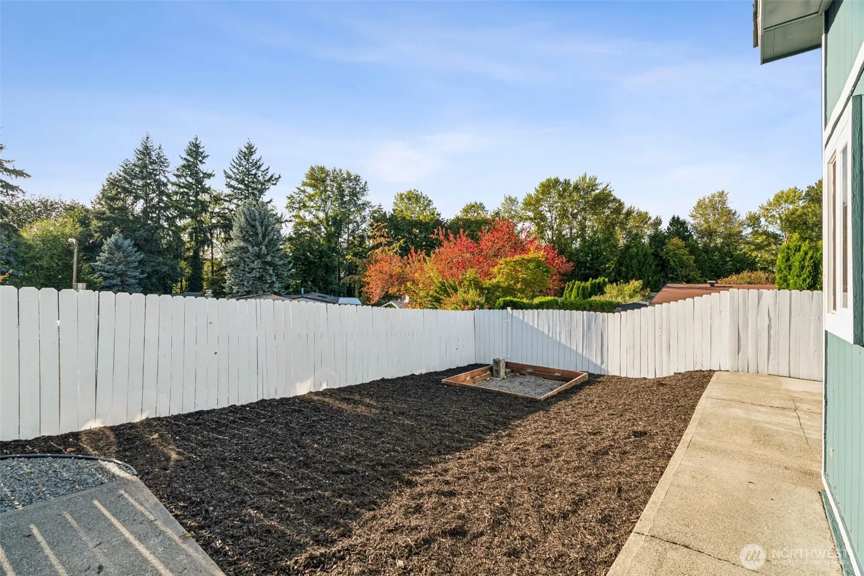 17125 Woodcrest Drive NE, Bothell, WA 98011