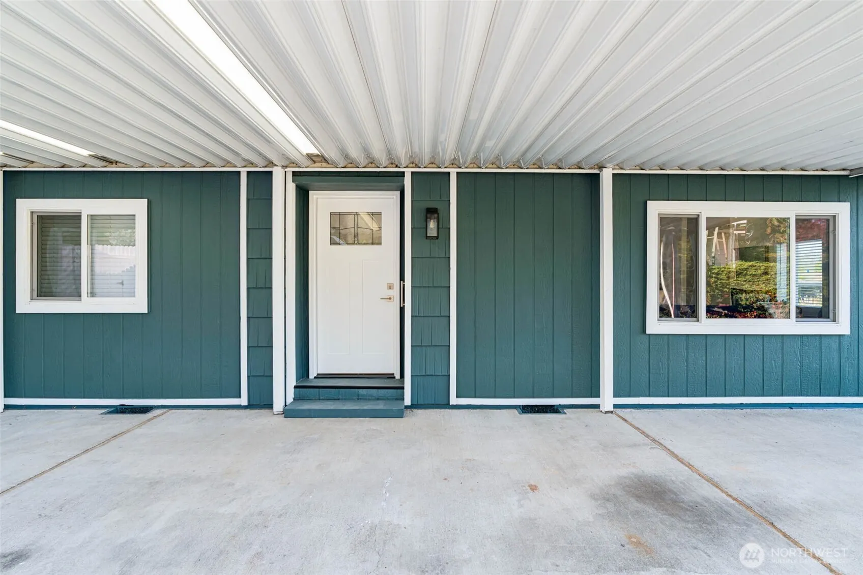17125 Woodcrest Drive NE, Bothell, WA 98011