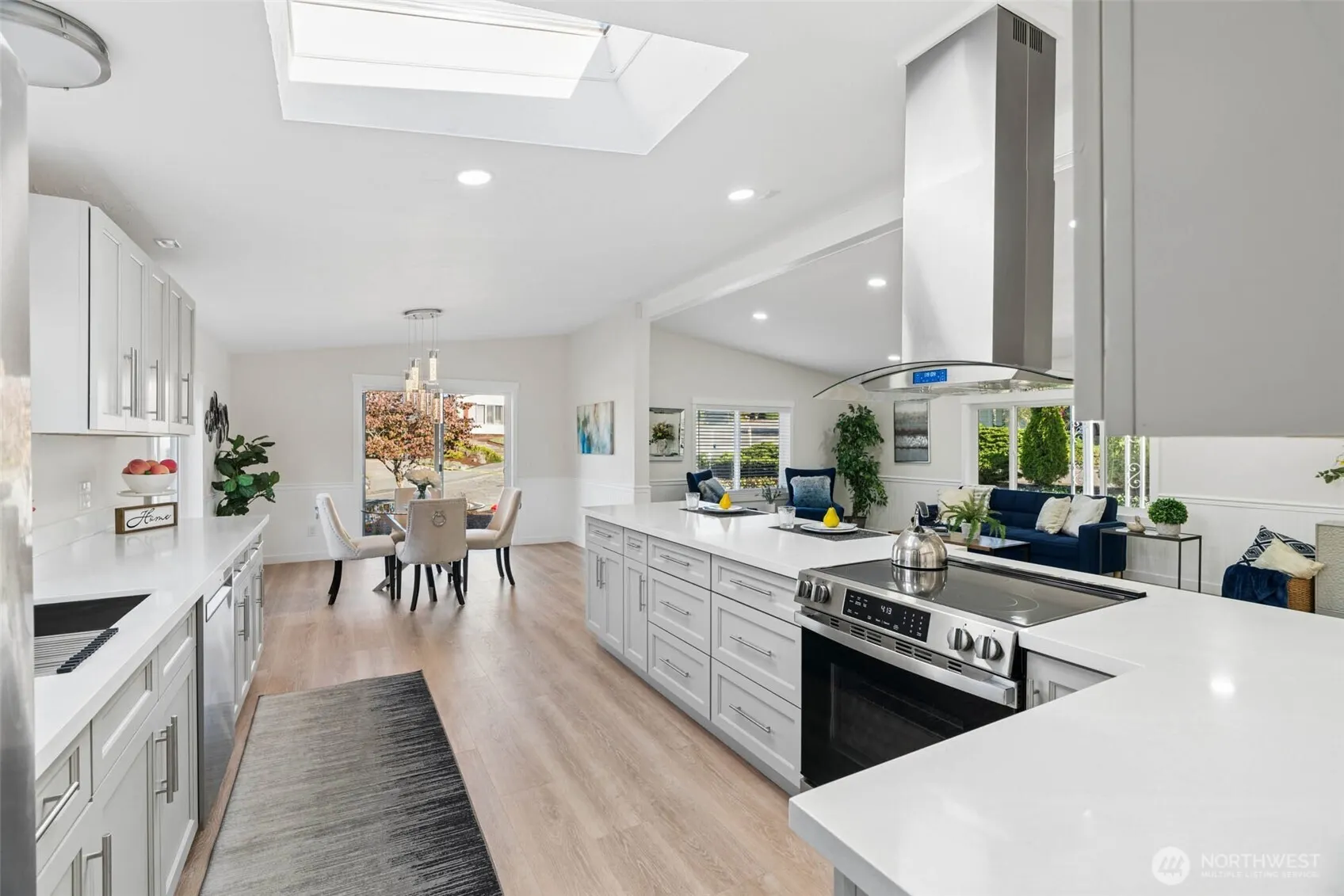 17125 Woodcrest Drive NE, Bothell, WA 98011