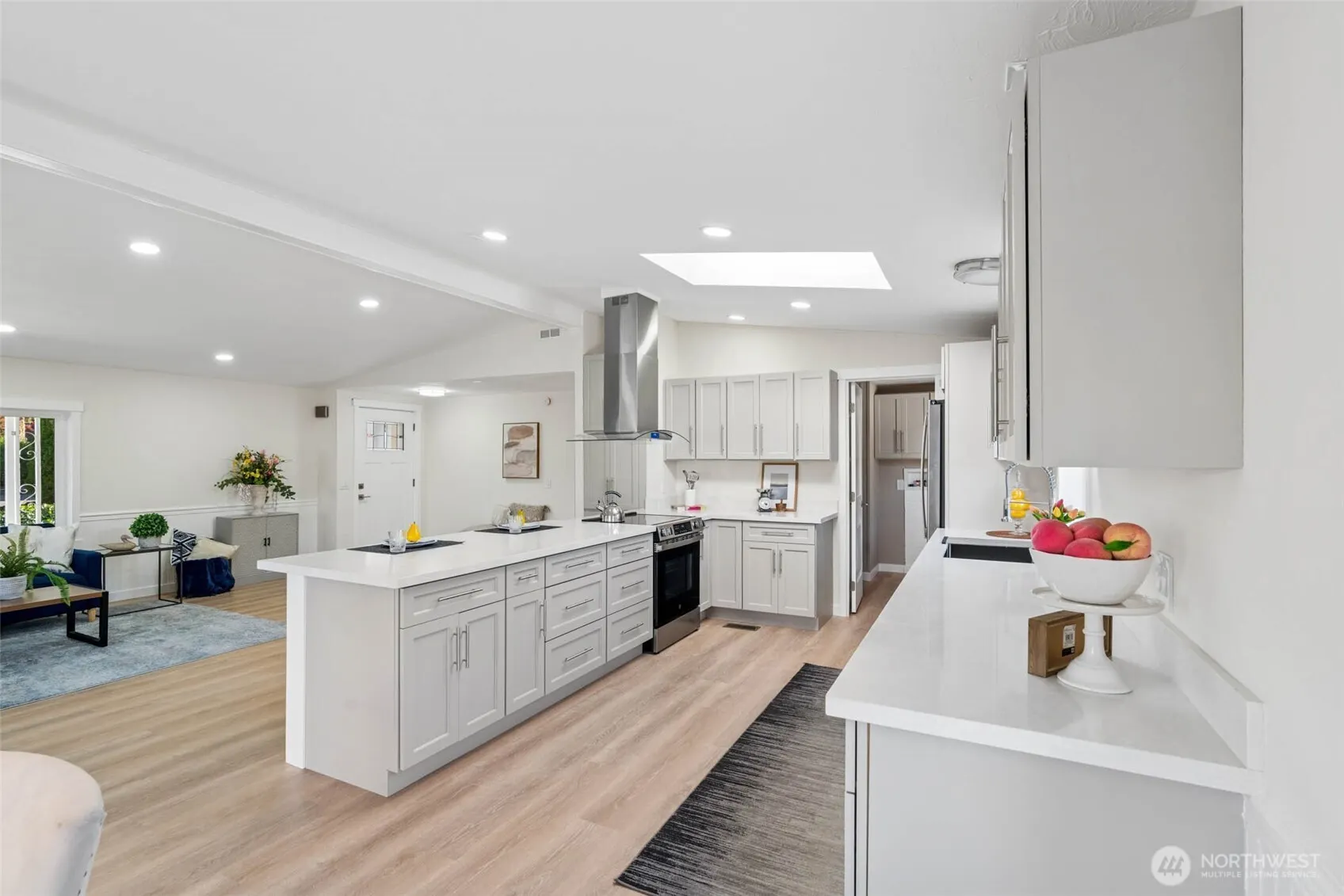 17125 Woodcrest Drive NE, Bothell, WA 98011