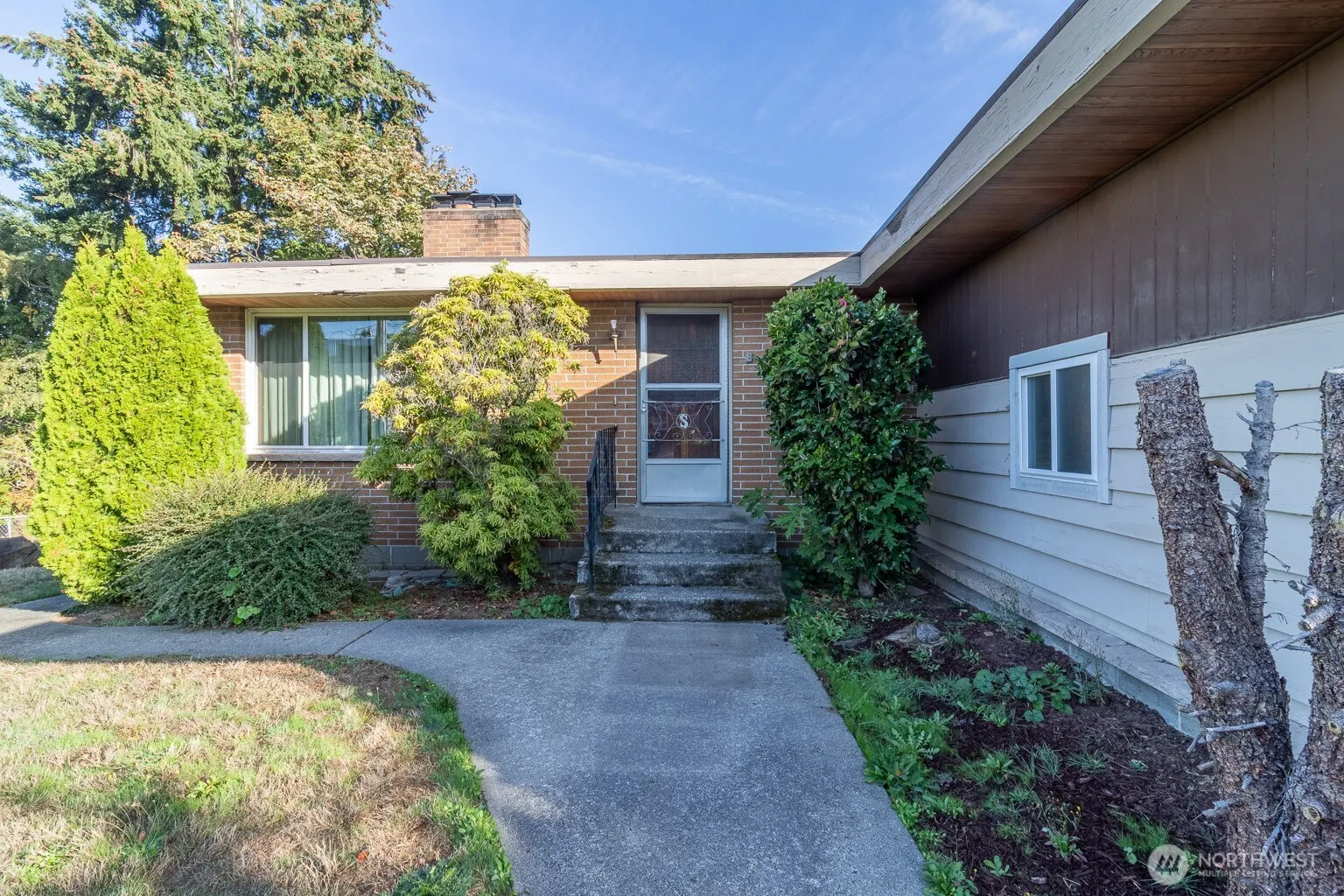 1210 N 33rd Place , Renton, WA 98056