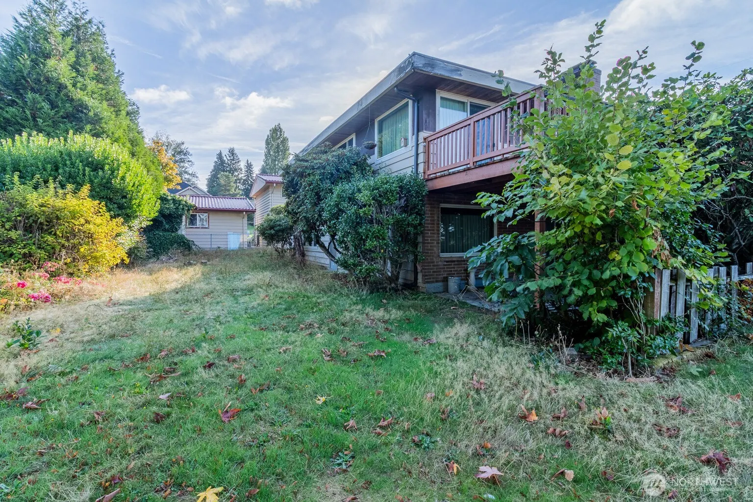 1210 N 33rd Place , Renton, WA 98056